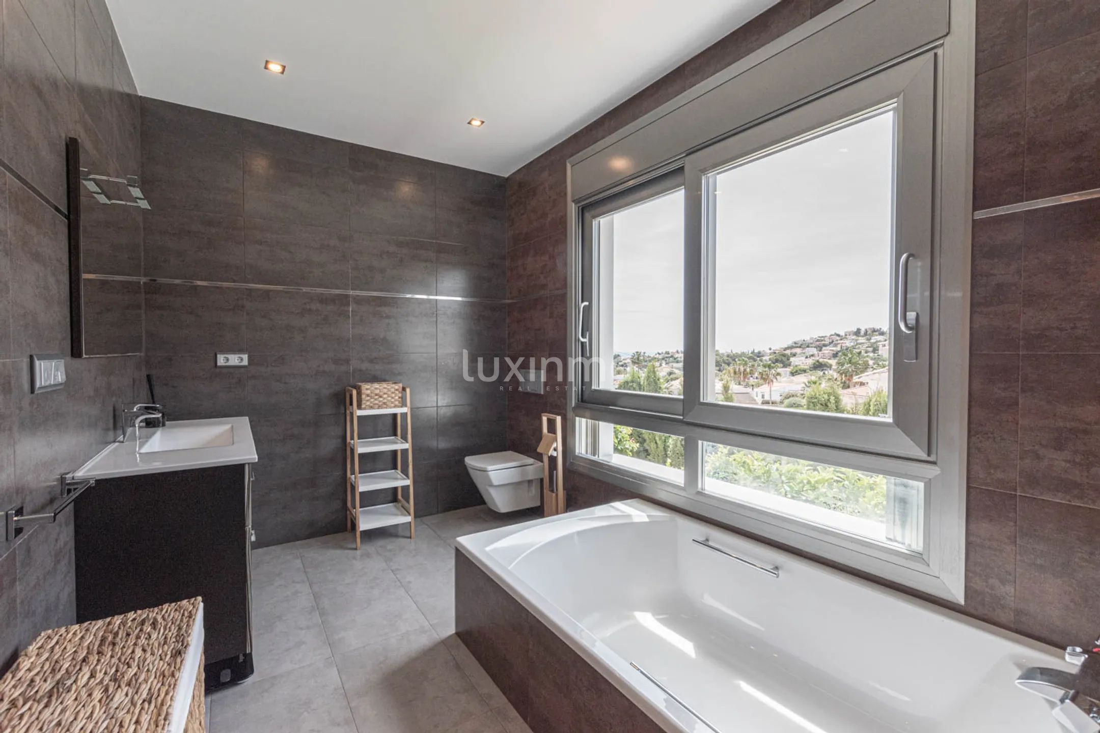 House with sea view for sale in Calpe — photo 30