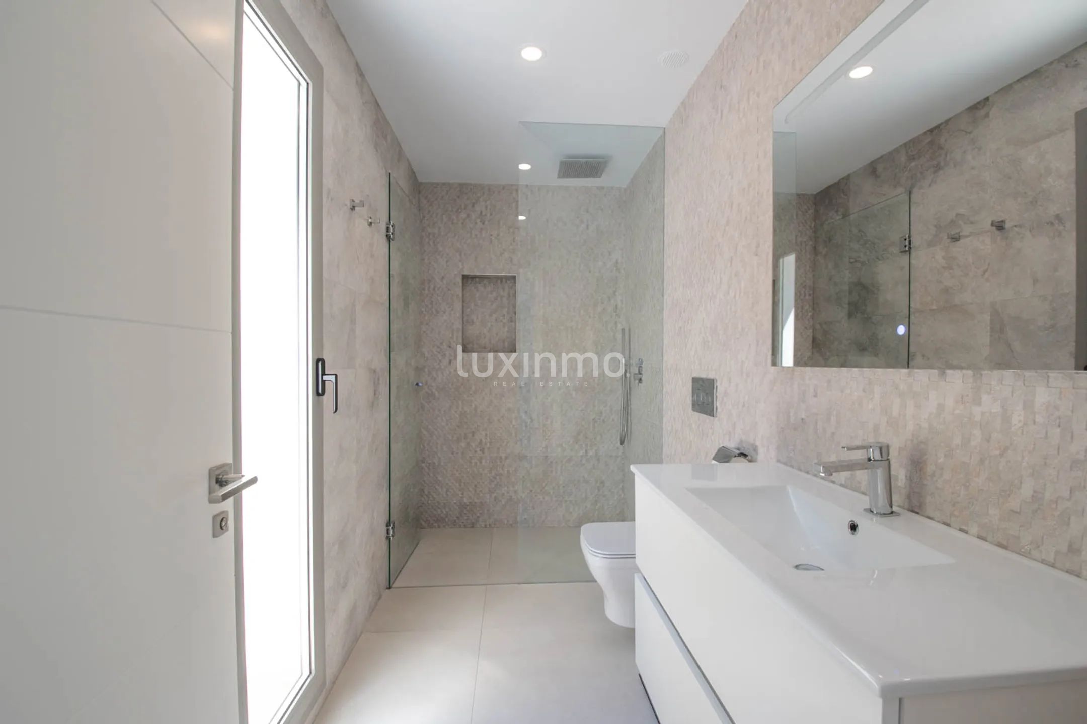 Willa z widokiem na morze i góry w Javea — photo 17