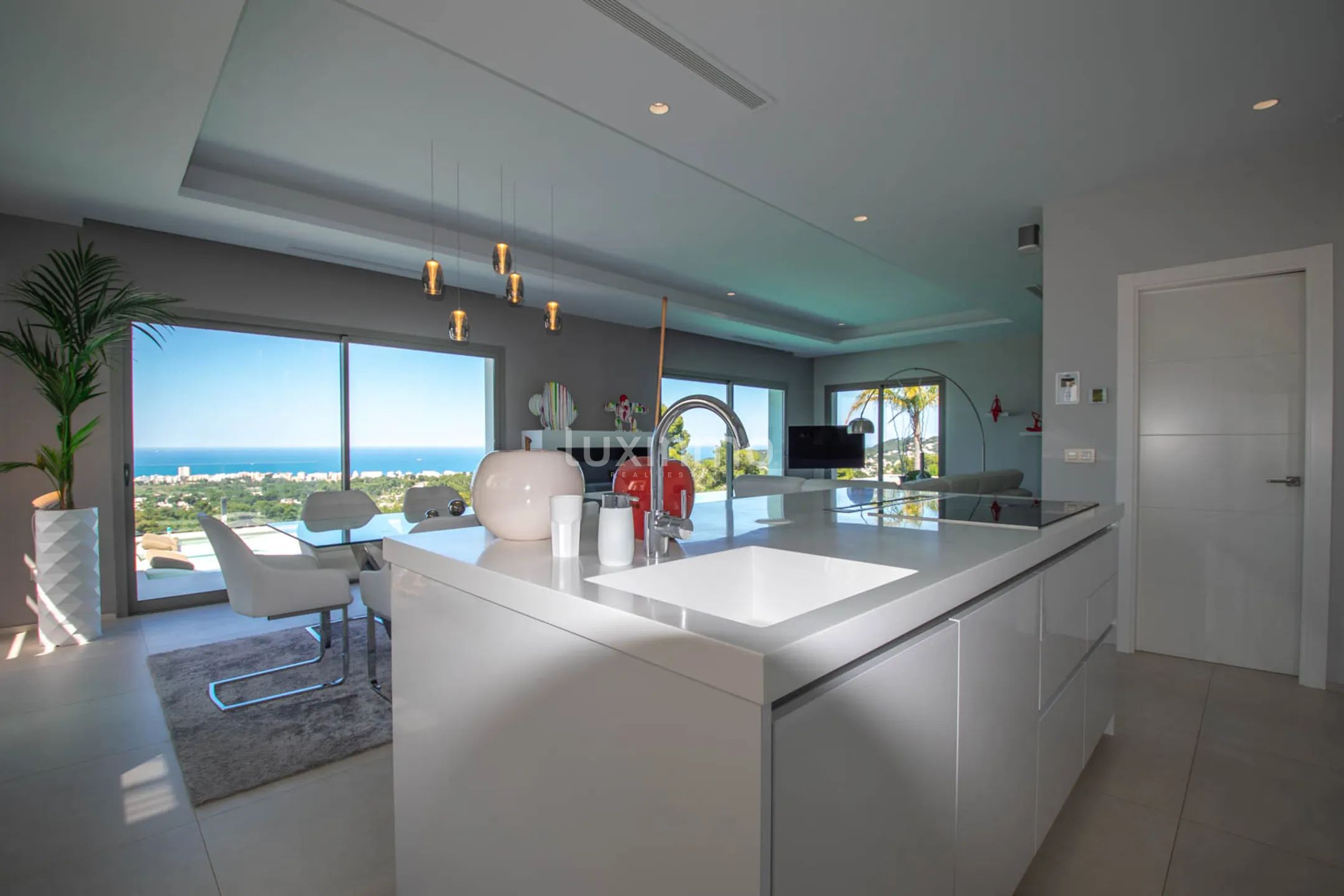 Willa z widokiem na morze i góry w Javea — photo 34