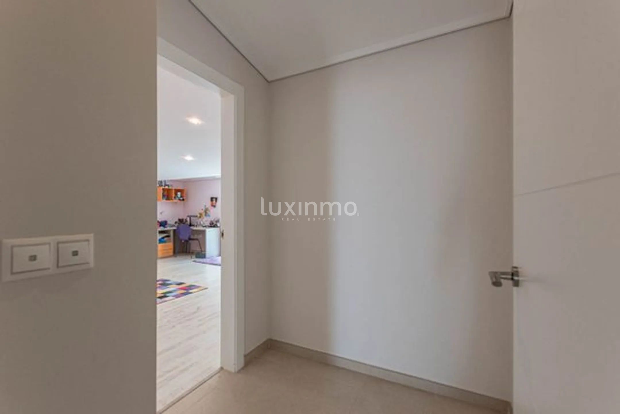 Penthouse with sea views for sale in Mascarat — photo 30