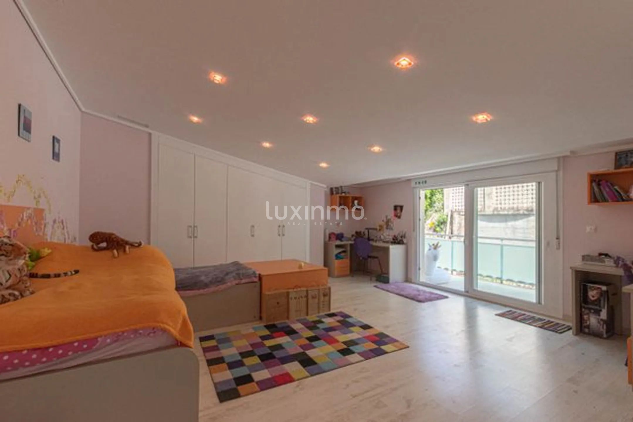 Penthouse with sea views for sale in Mascarat — photo 40