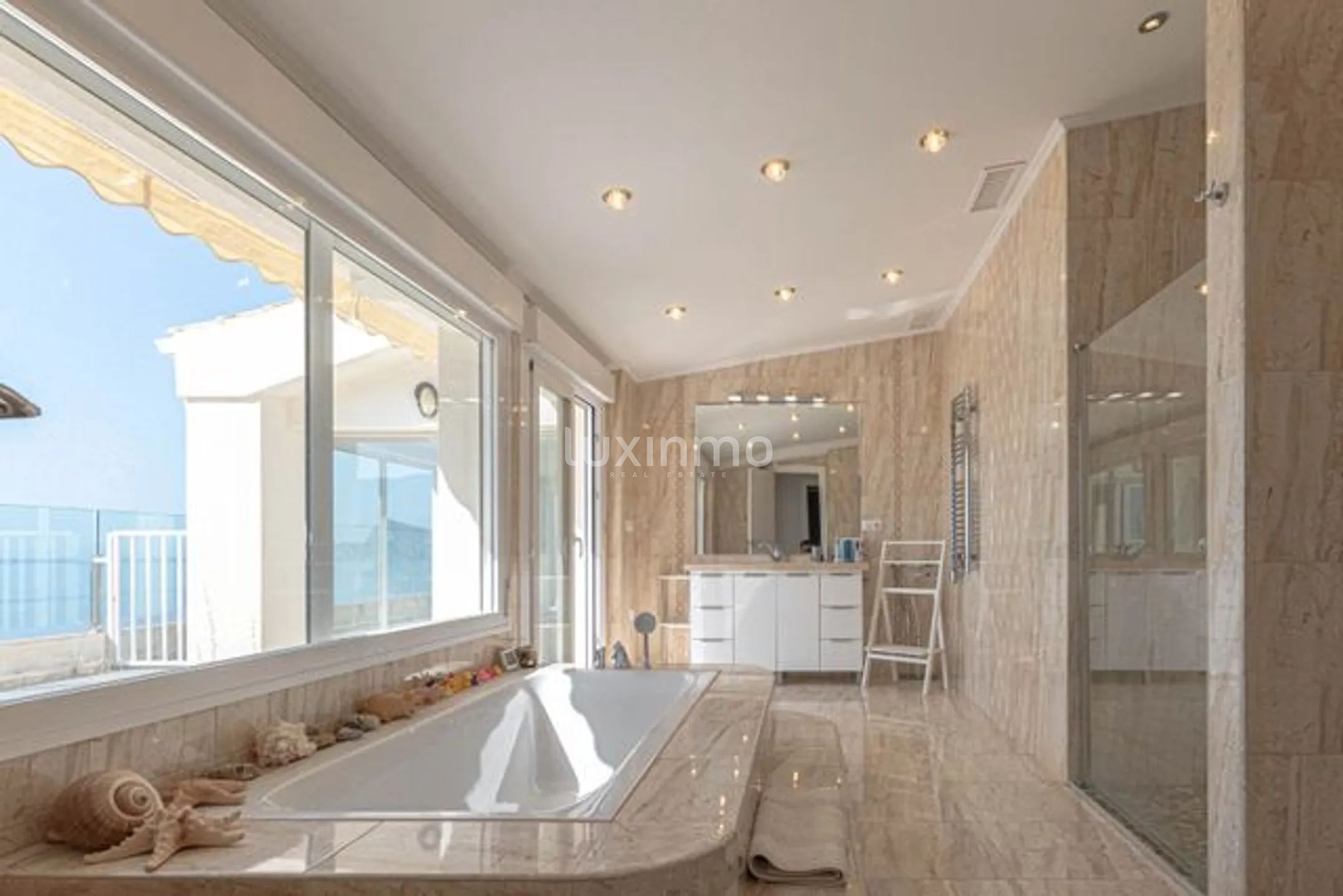Penthouse with sea views for sale in Mascarat — photo 79