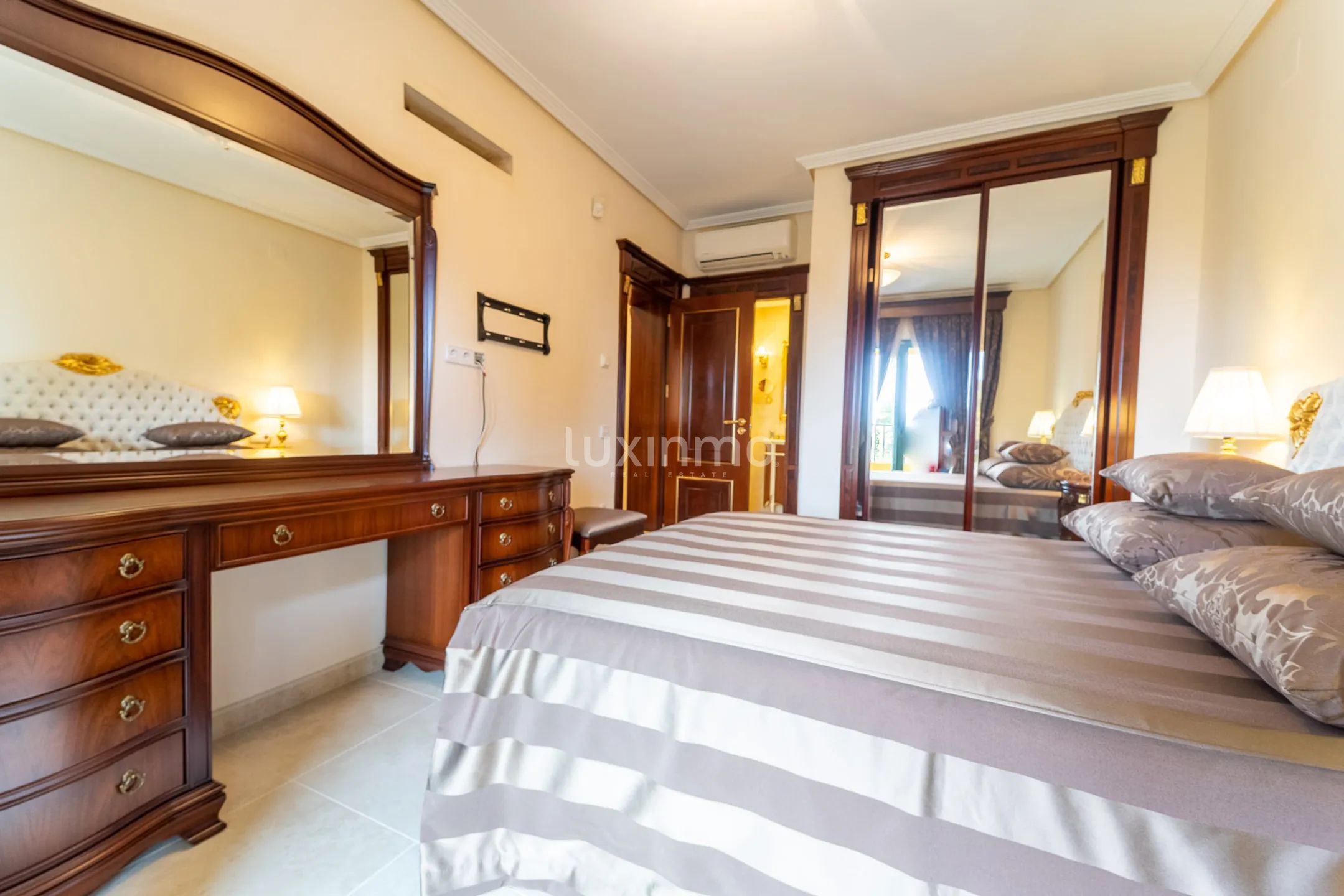 Mediterranean style villa with sea views in Altea Hills — photo 24