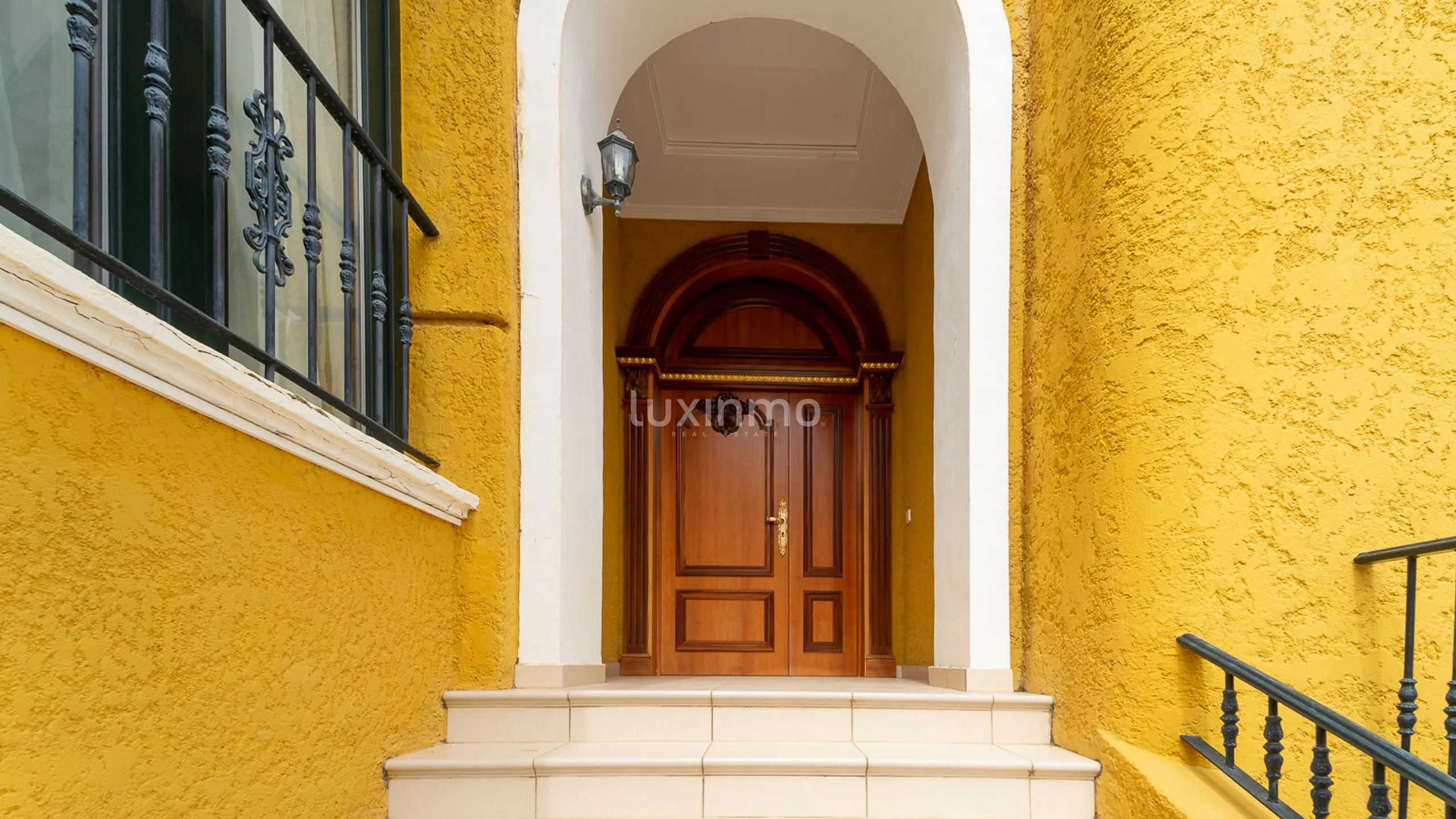 Mediterranean style villa with sea views in Altea Hills — photo 42