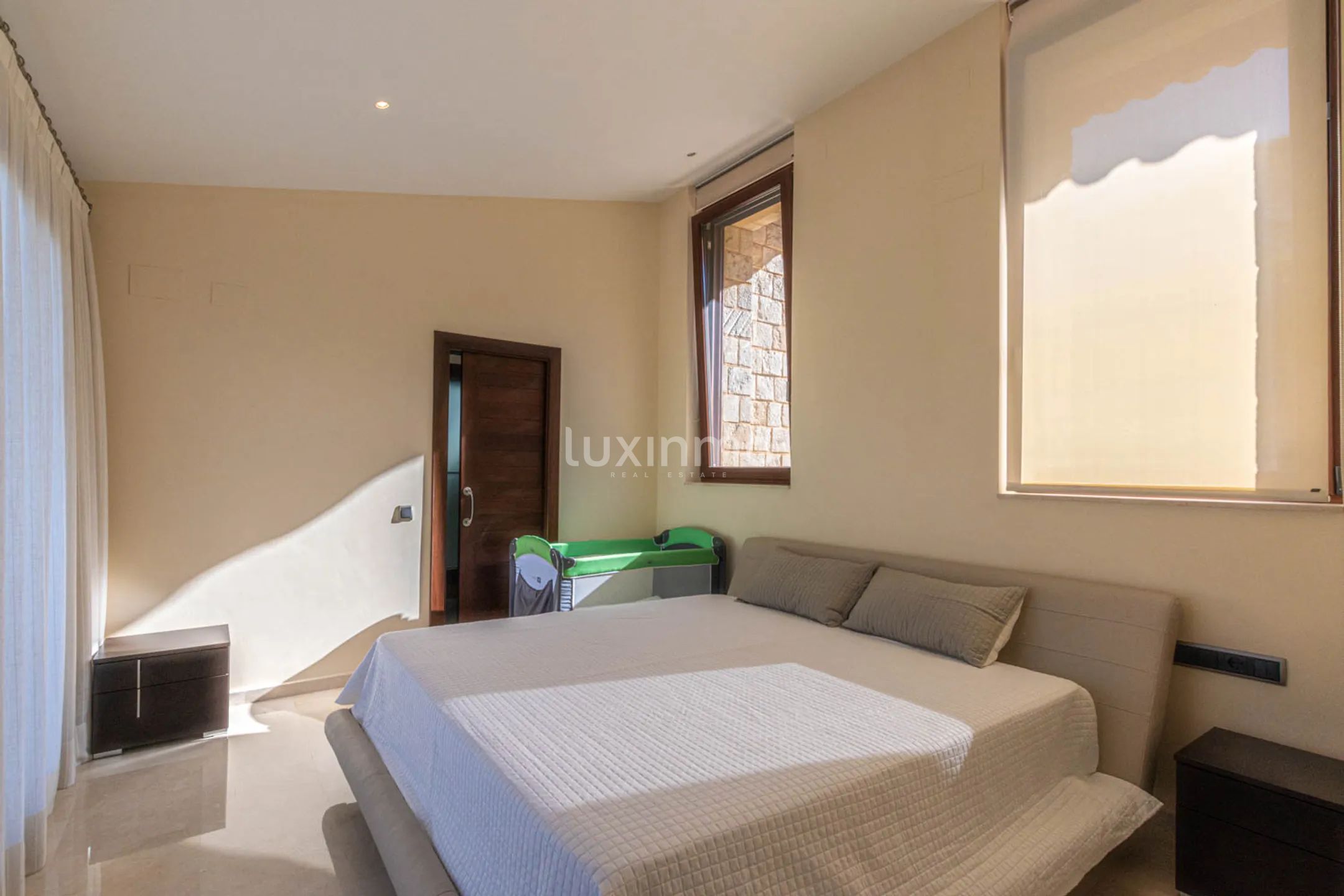 Villa with panoramic views for rent in Javea — photo 20