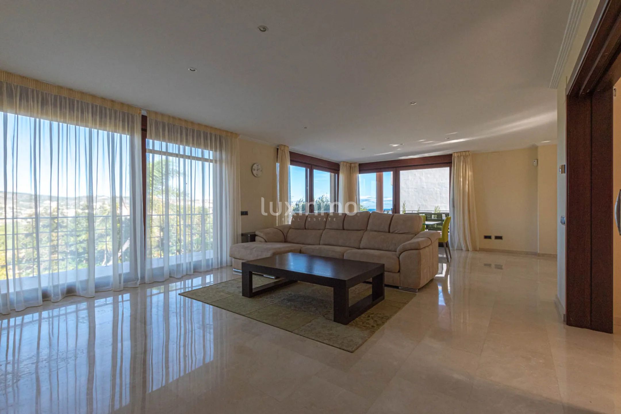 Villa with panoramic views for rent in Javea — photo 5