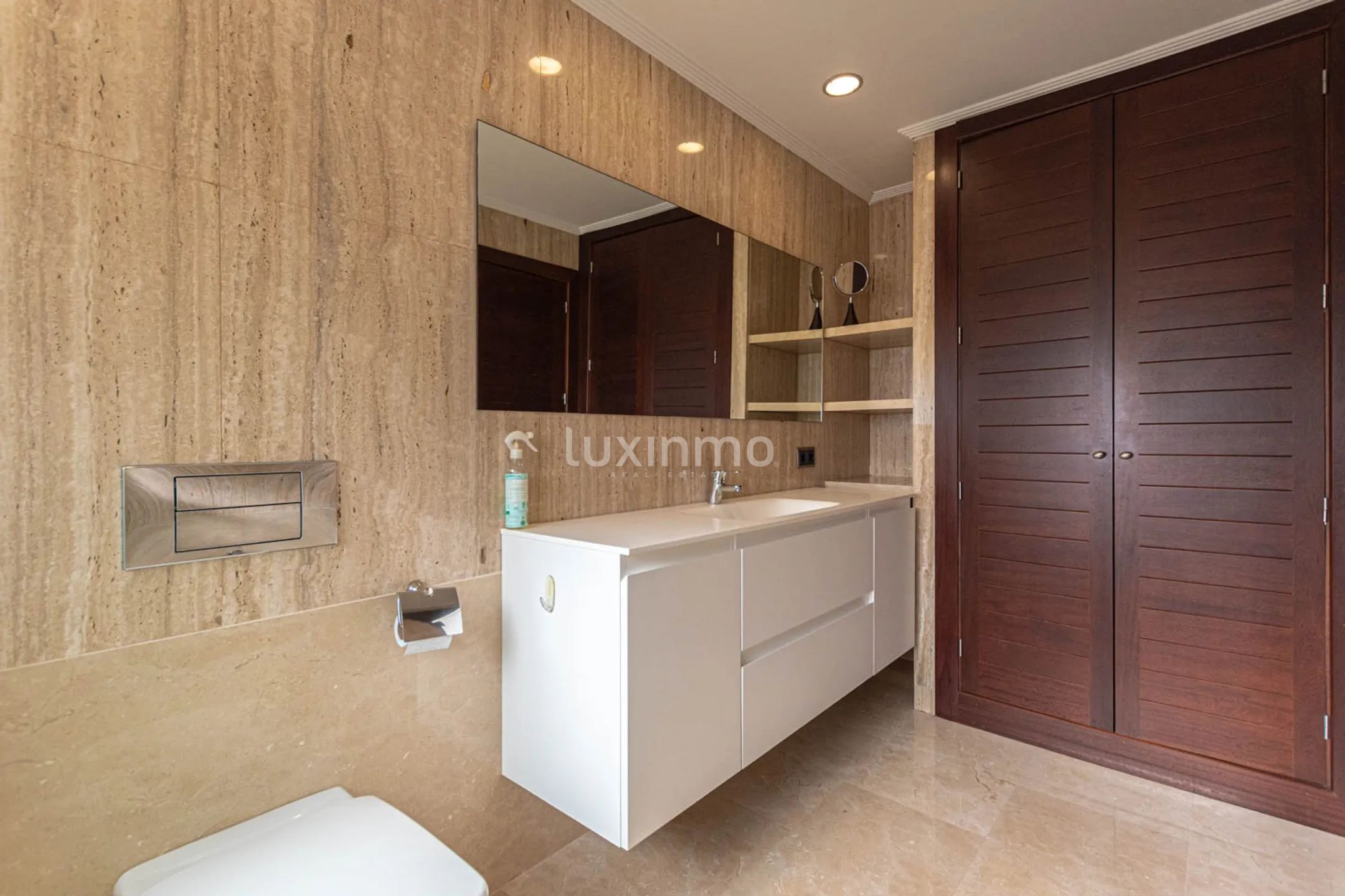 Villa with panoramic views for rent in Javea — photo 15