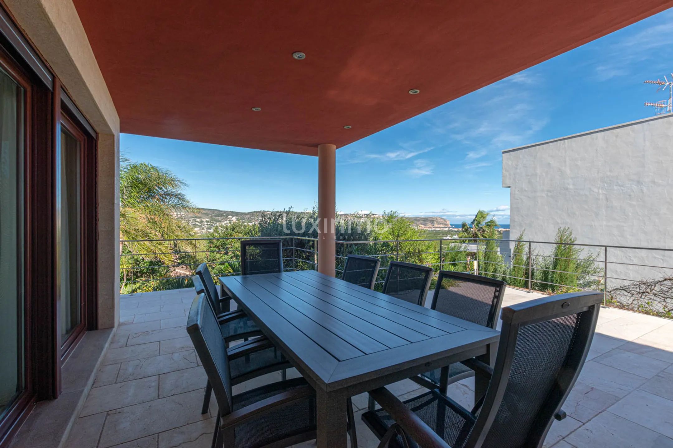 Villa with panoramic views for rent in Javea — photo 10