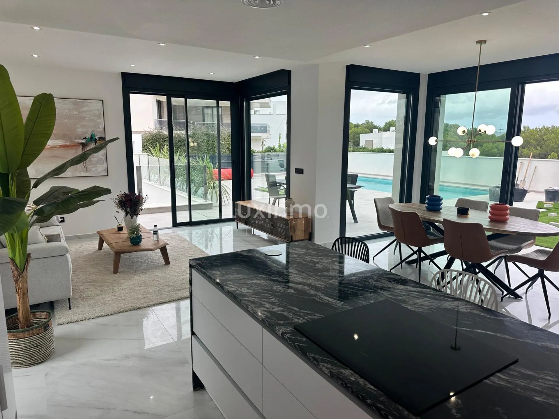 New development of modern villas in Sierra Cortina Benidorm — photo 21