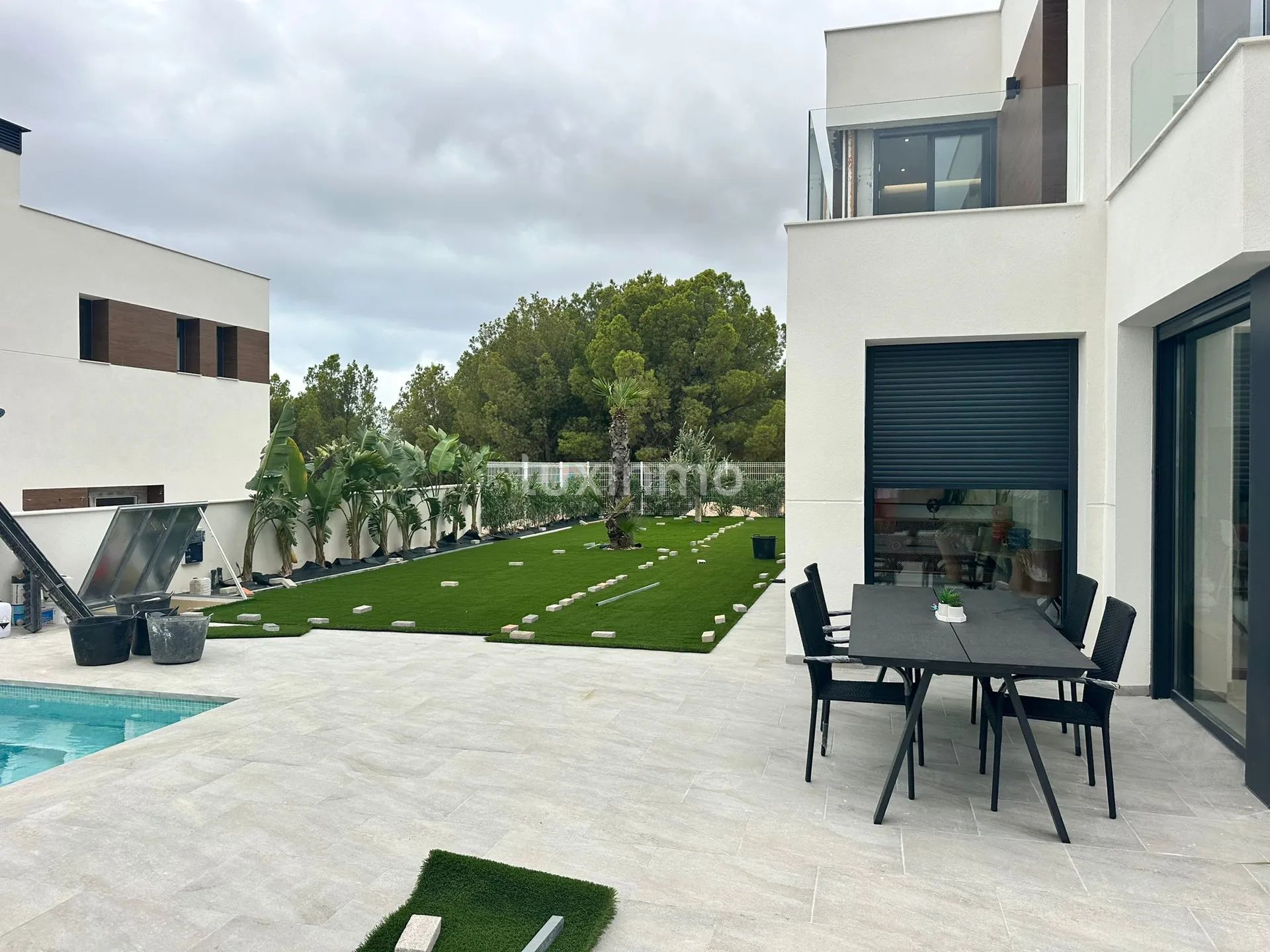 New development of modern villas in Sierra Cortina Benidorm — photo 17