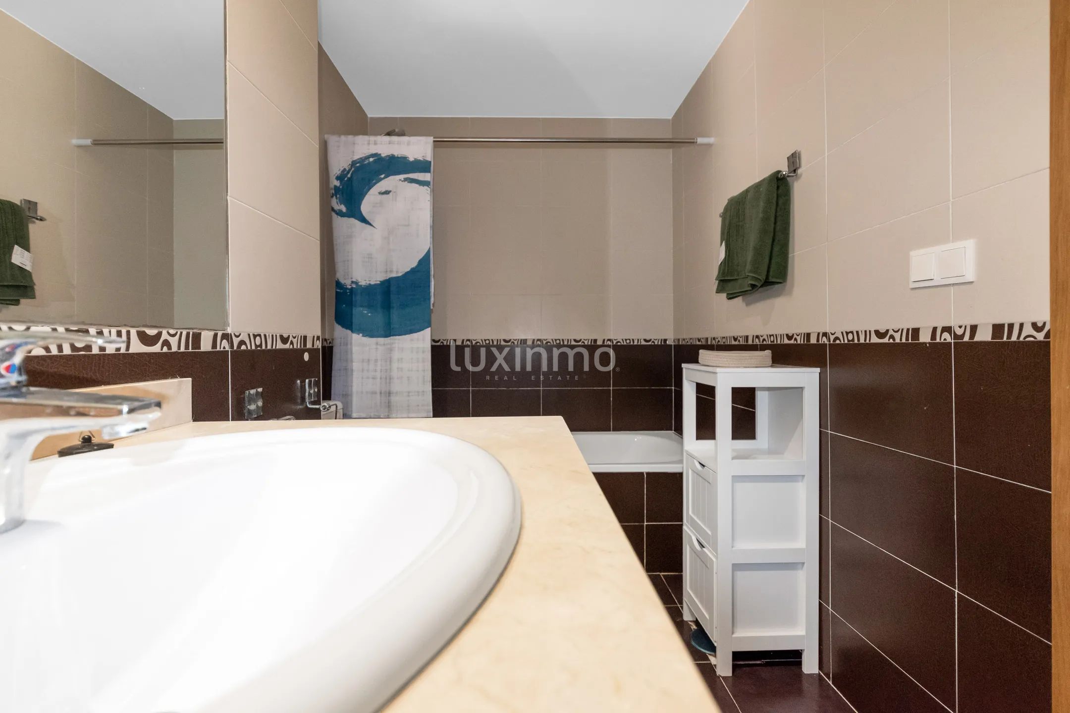 Schönes Duplex mit großer Sonnenterrasse zu vermieten — photo 13