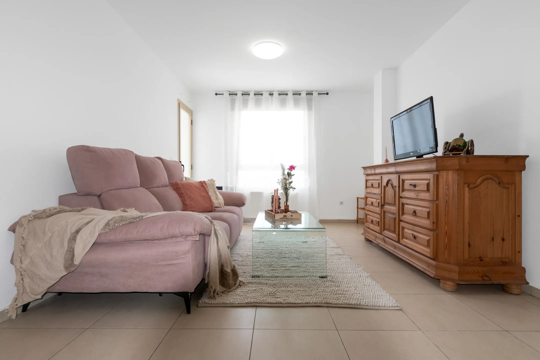 Schönes Duplex mit großer Sonnenterrasse zu vermieten — photo 2