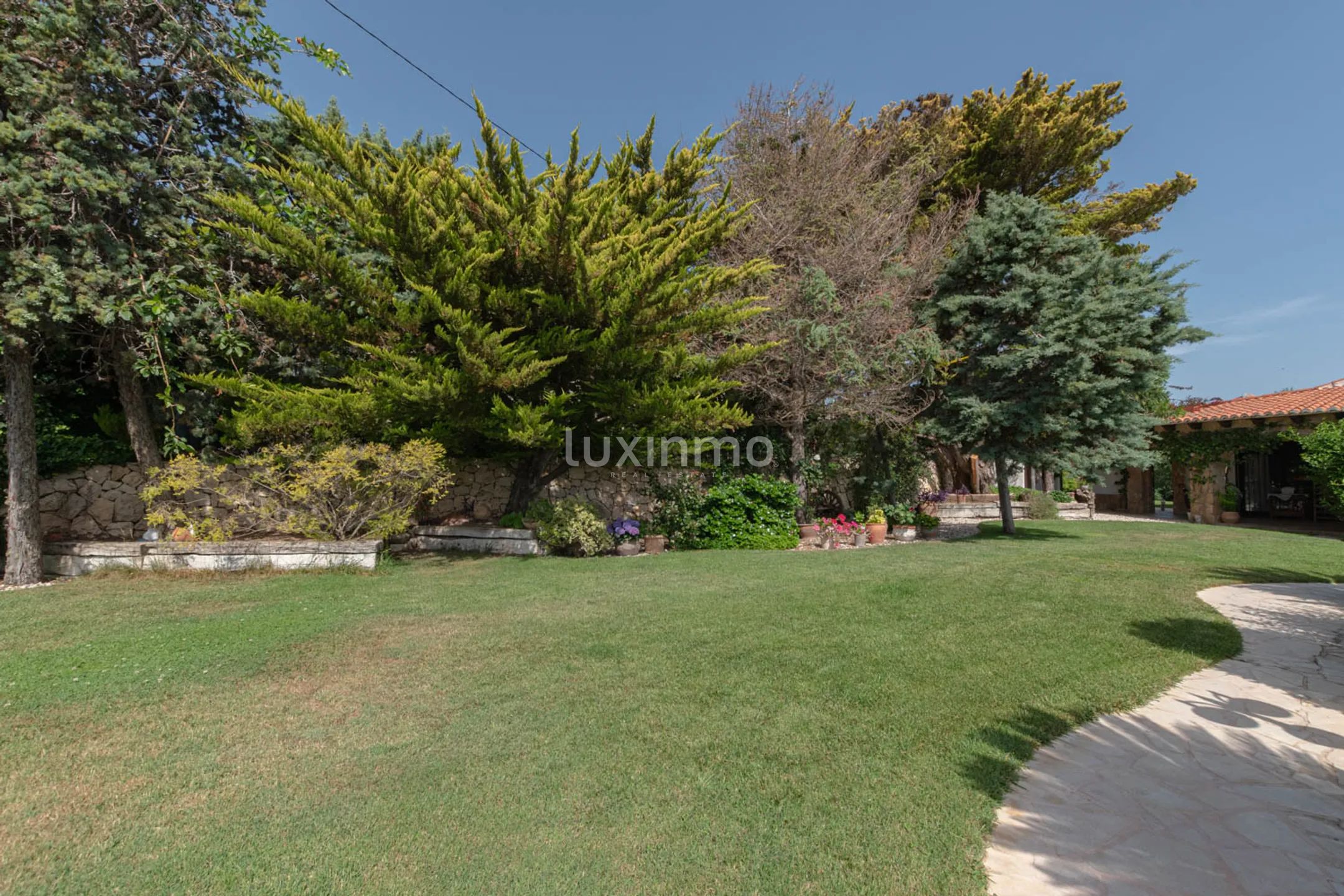 Финка на продажу в Педрамала с потрясающим панорамным видом на горы и море — photo 9