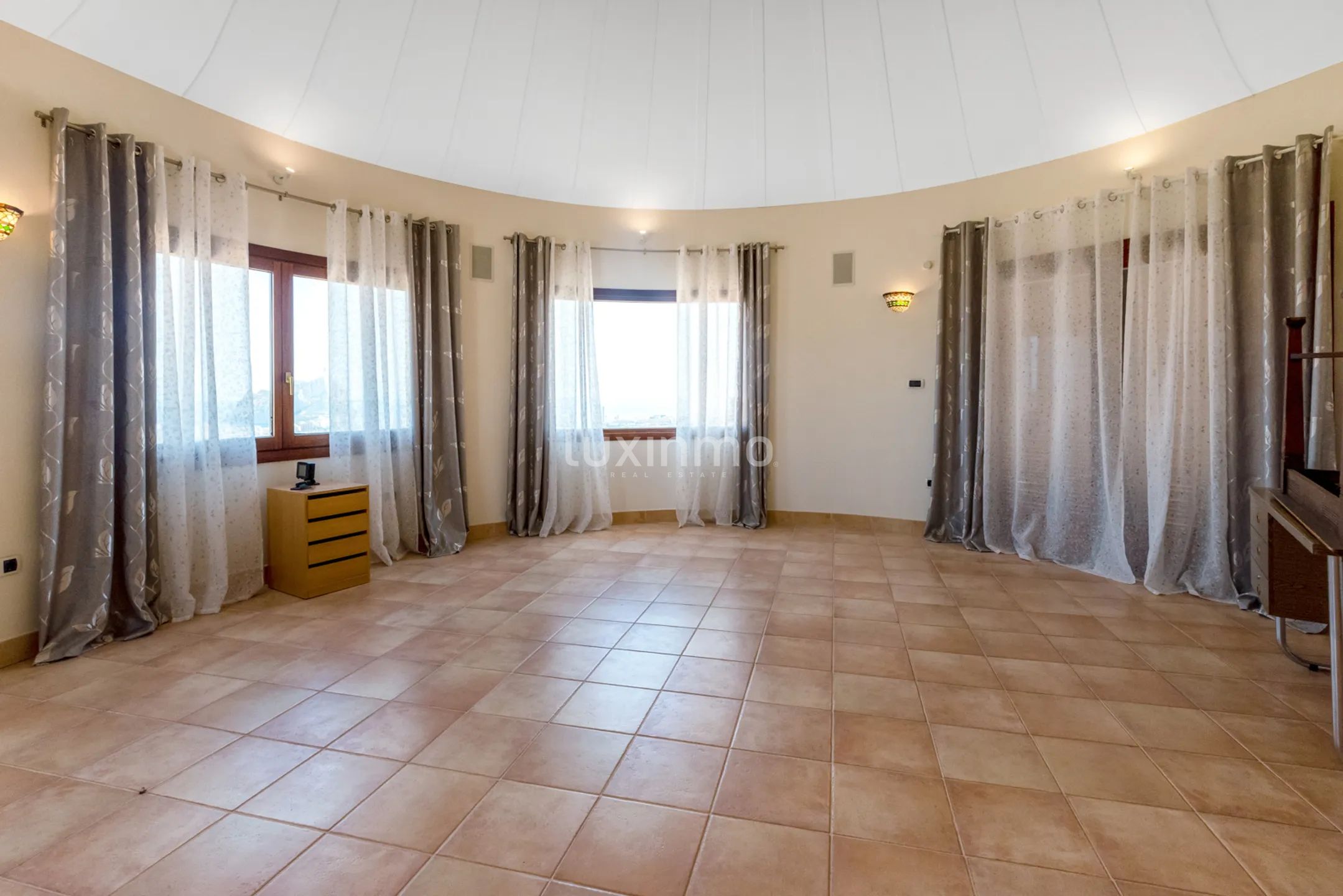 Exklusive Villa in Calpe mit herrlichem Ausblick langfristig zu vermieten — photo 34