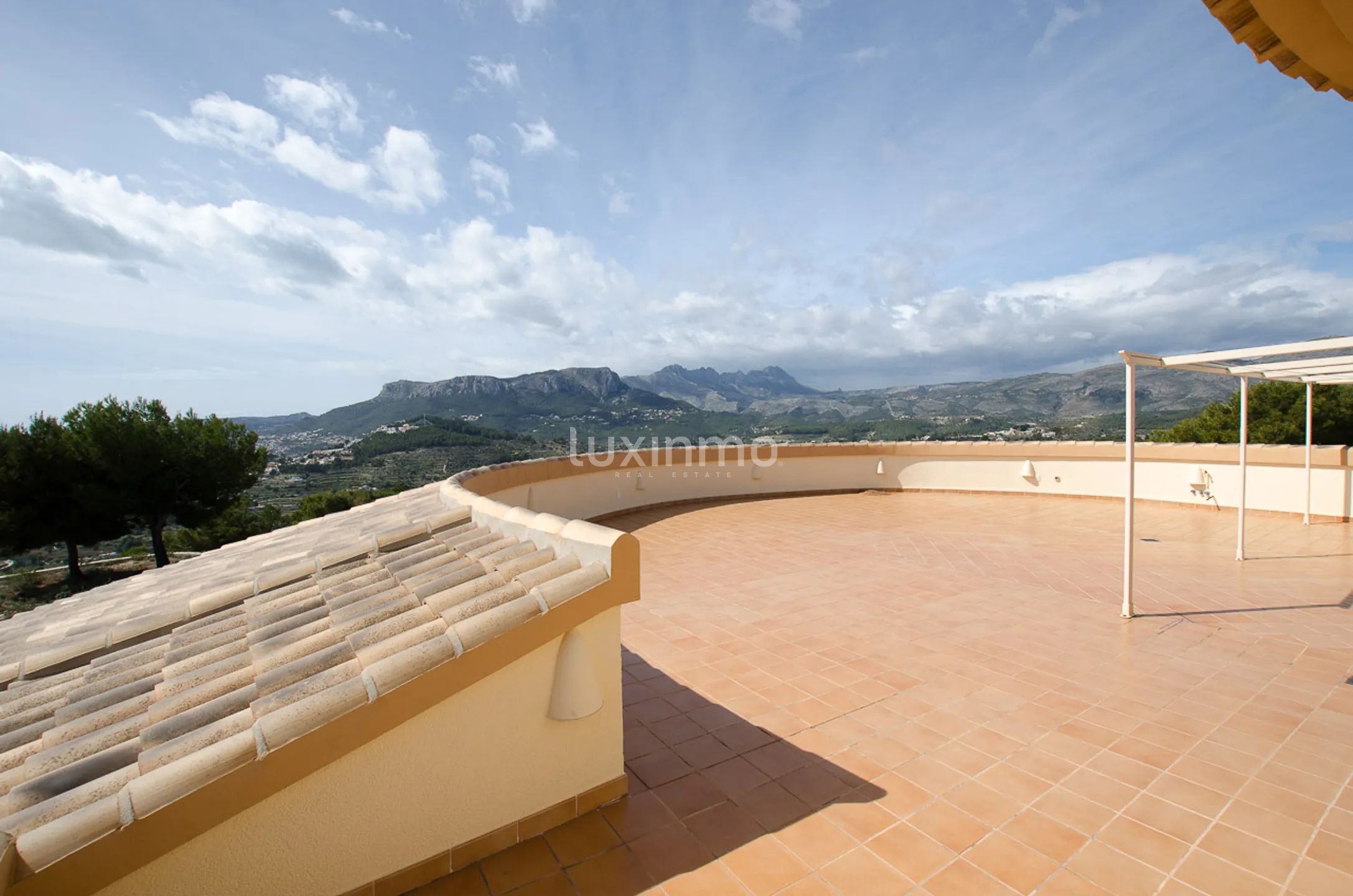 Exklusive Villa in Calpe mit herrlichem Ausblick langfristig zu vermieten — photo 35