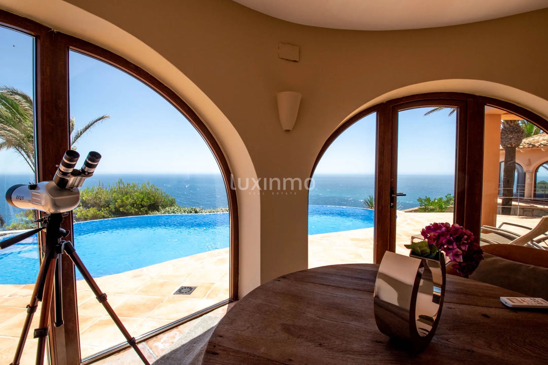 Unique villa in front of the sea in Javea — photo 25