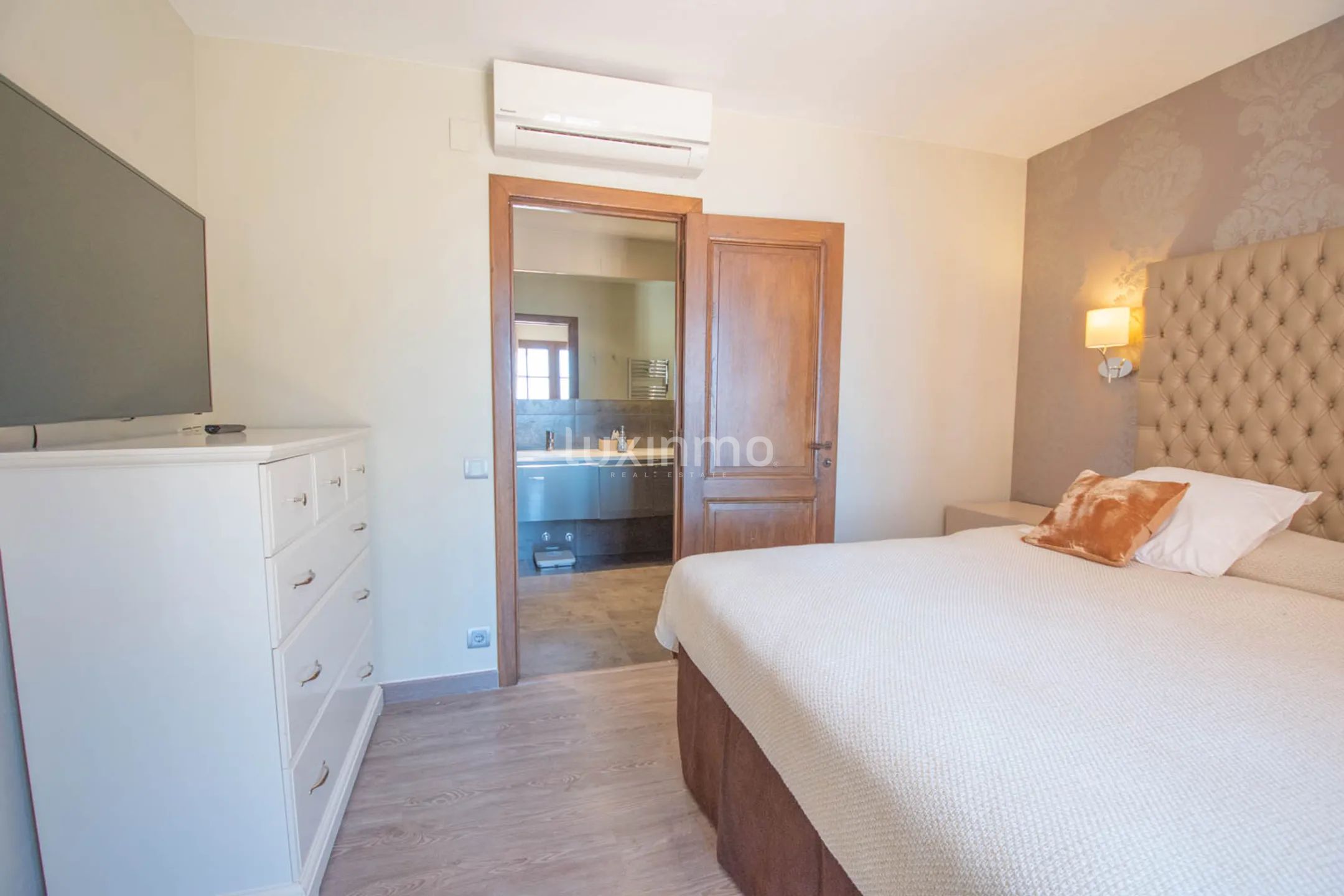 Unique villa in front of the sea in Javea — photo 50