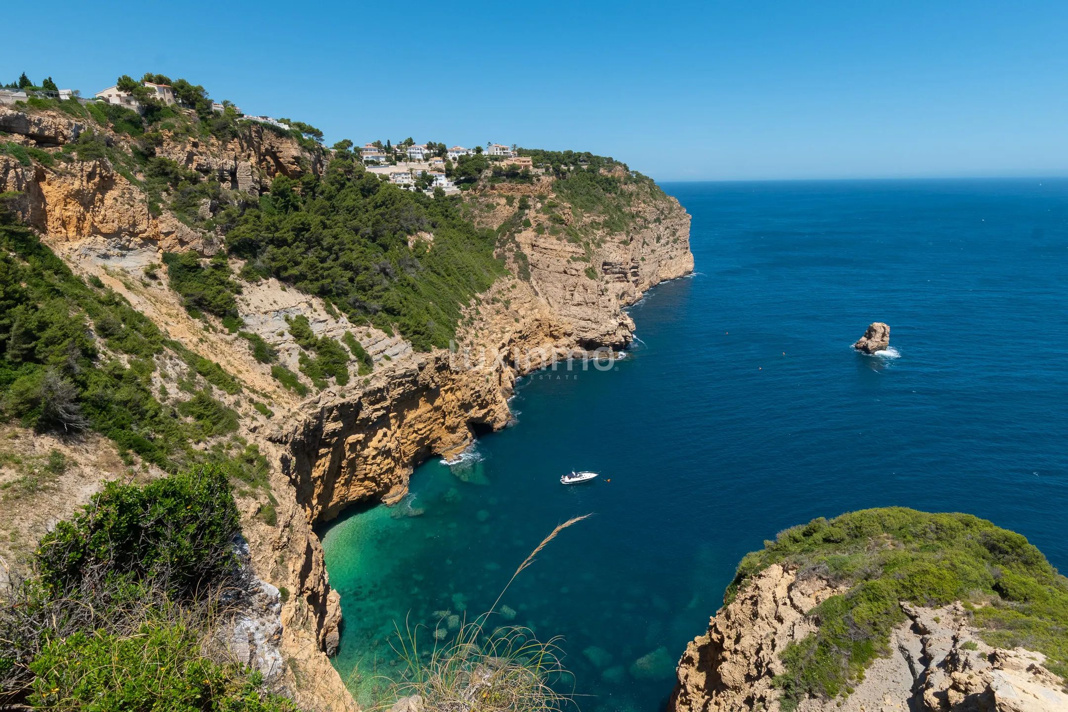 Unique villa in front of the sea in Javea — photo 7