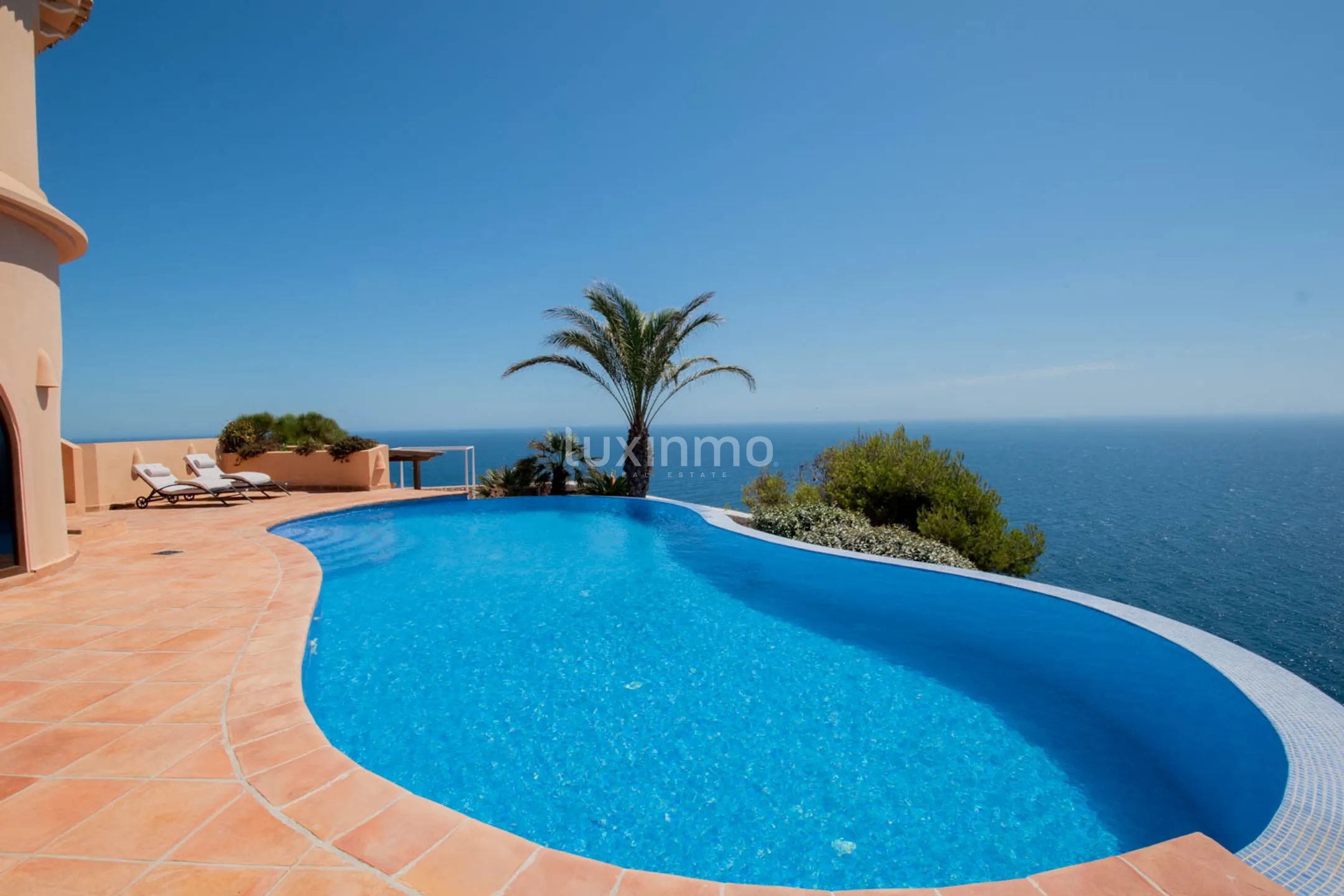 Unique villa in front of the sea in Javea — photo 27