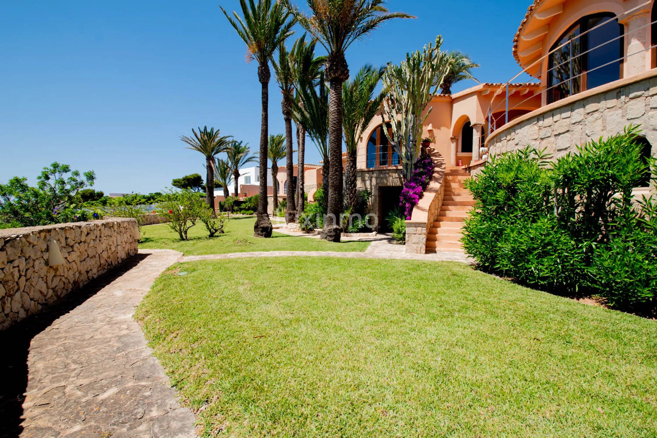 Unique villa in front of the sea in Javea — photo 64