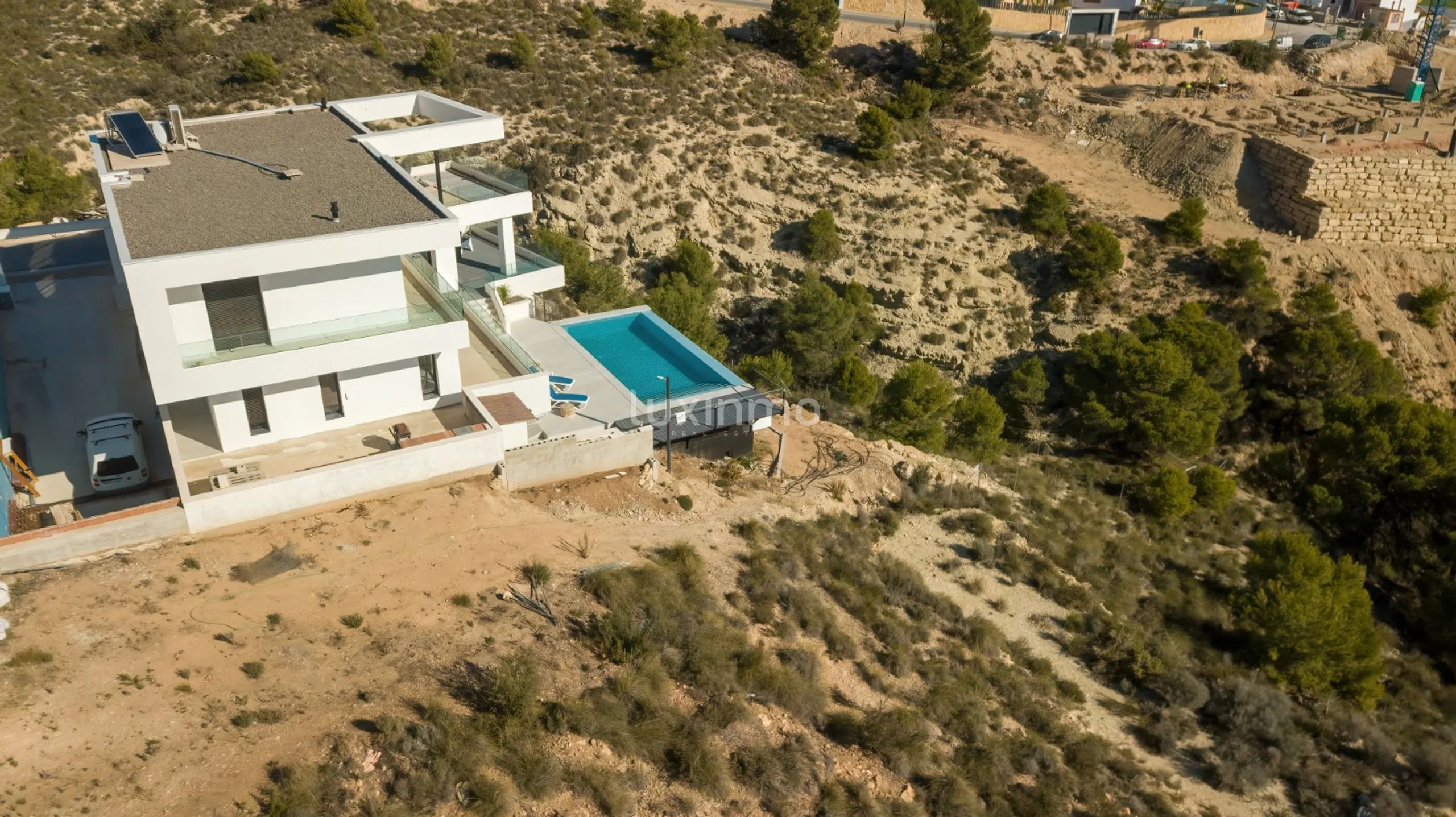 Grande villa moderne très bien placée avec vue panoramique sur la mer à vendre à Finestrat — photo 6