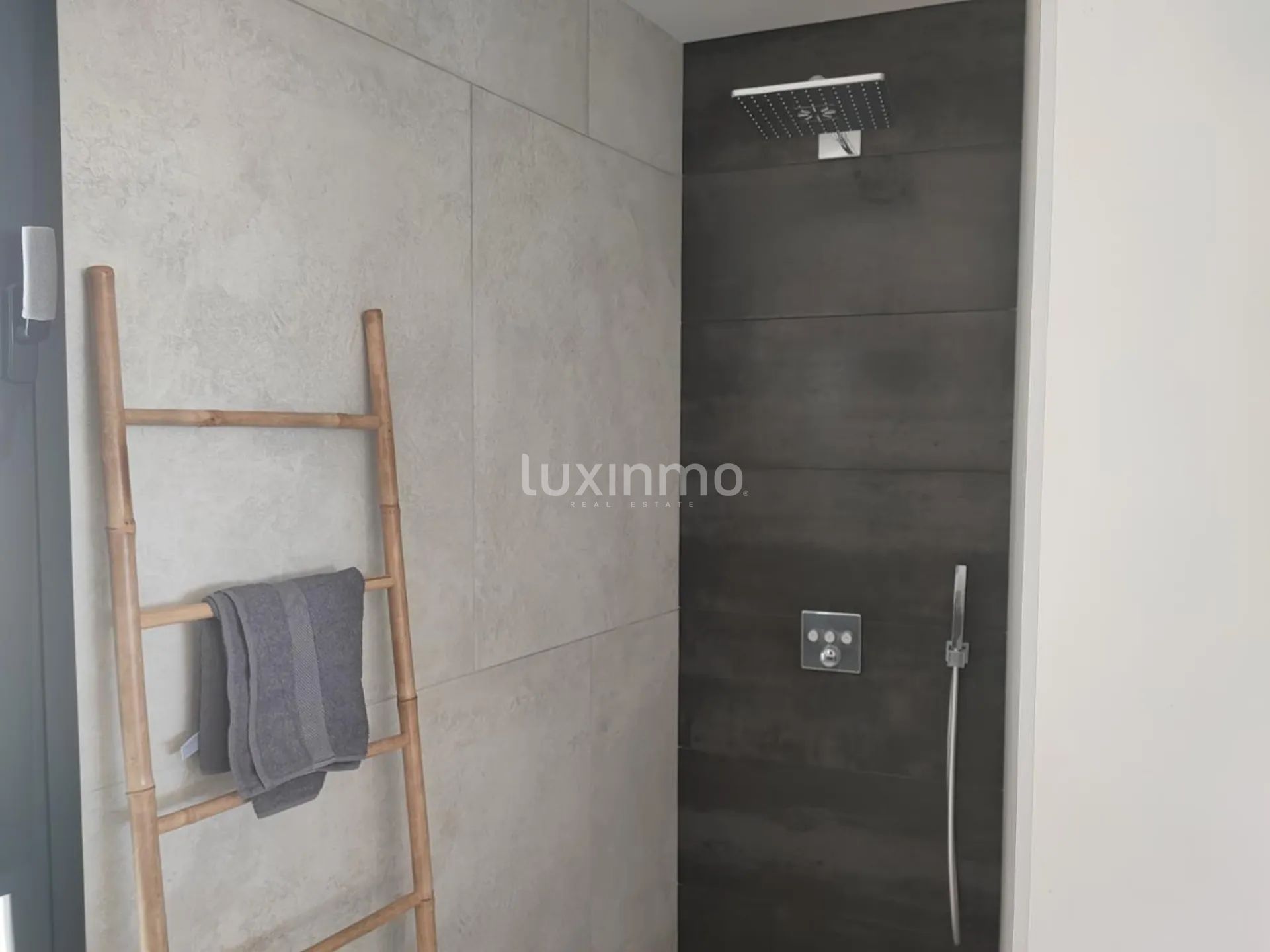 Large very well positioned modern villa with panoramic sea views for sale in Finestrat — photo 20