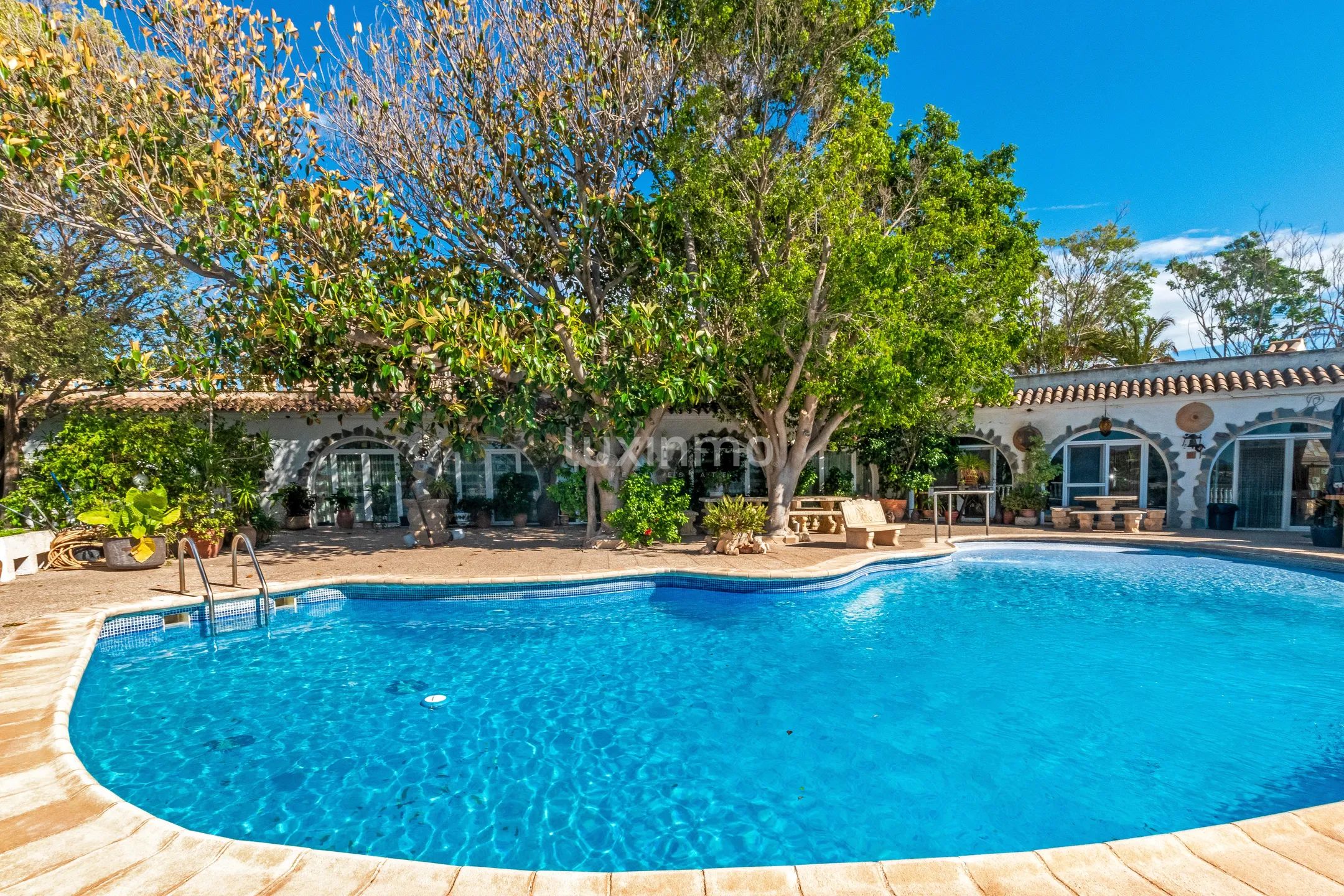 Beautiful rustic villa with swimming pool for sale in Altea — photo 4