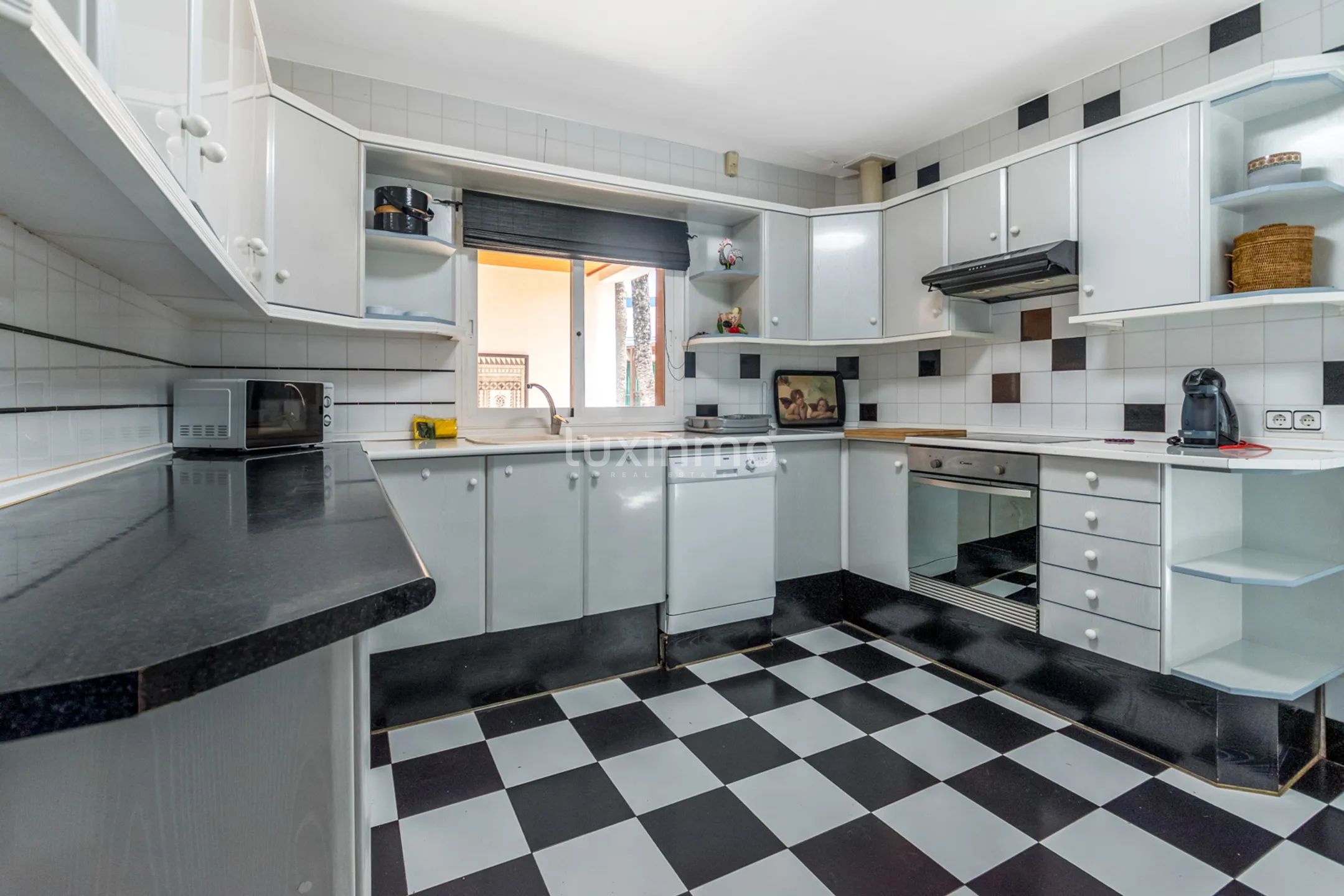 Mooie villa met zwembad en panoramisch uitzicht te koop in Albir — photo 21