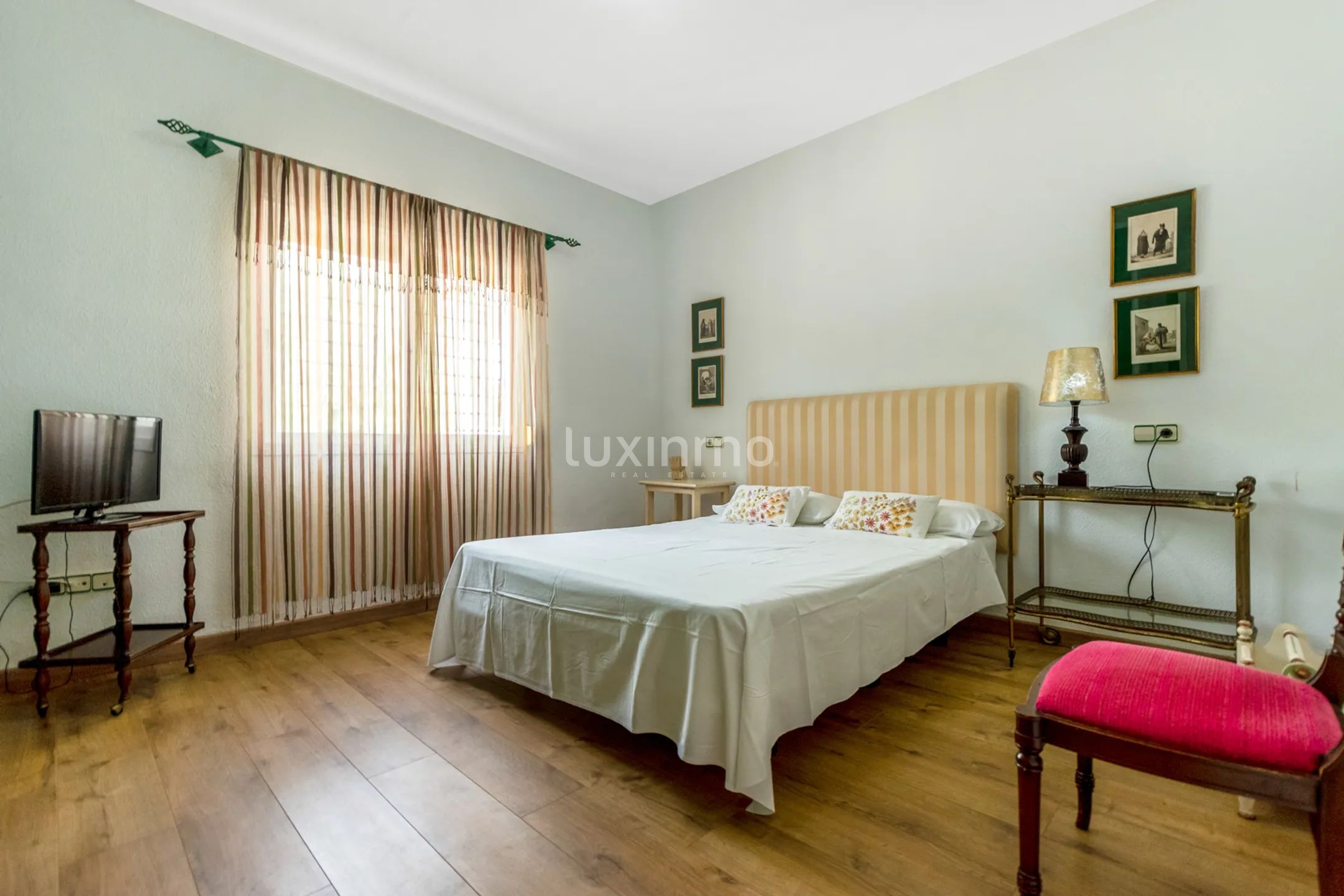 Preciosa villa con piscina y vistas panorámicas en venta en Albir — photo 13