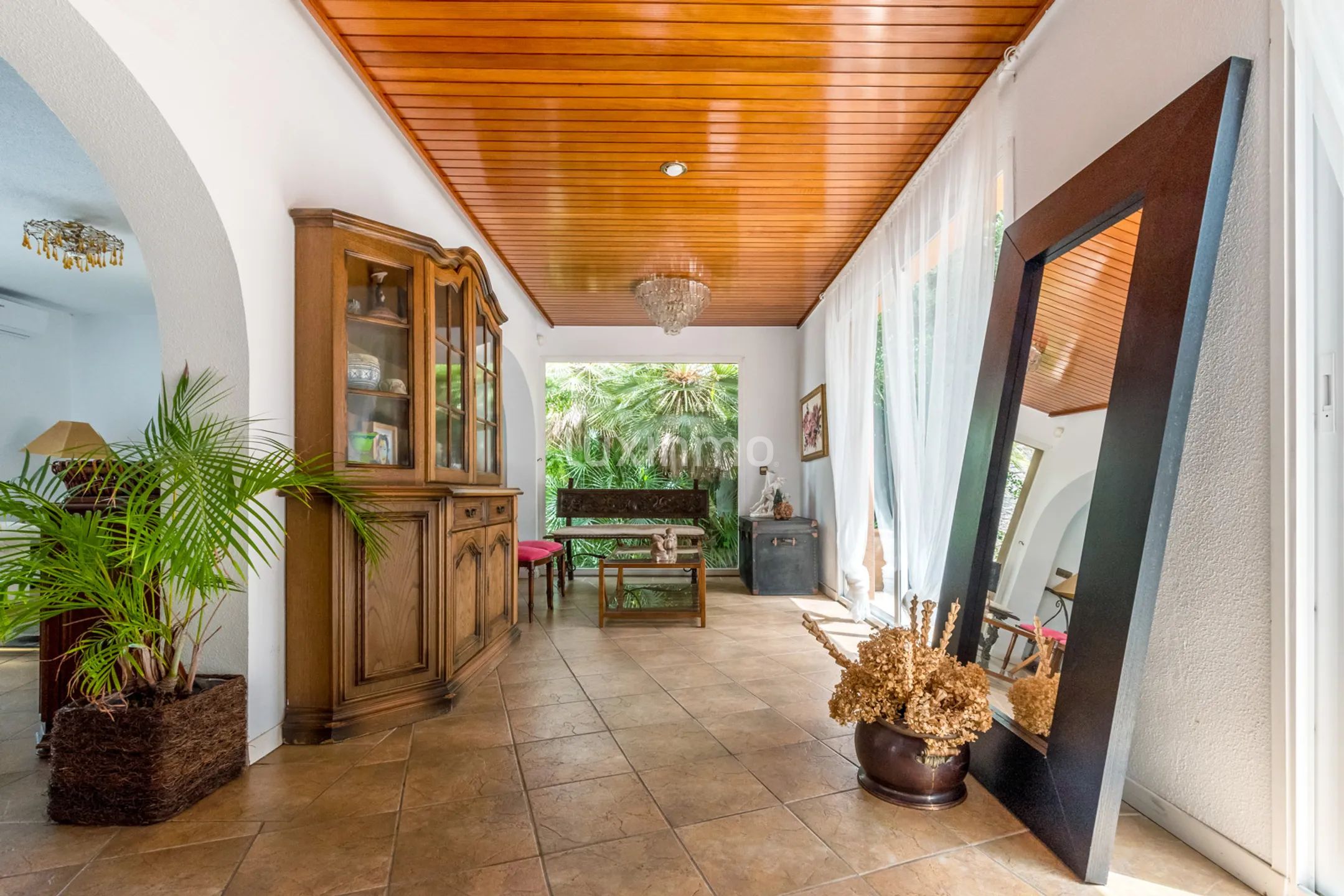 Preciosa villa con piscina y vistas panorámicas en venta en Albir — photo 11