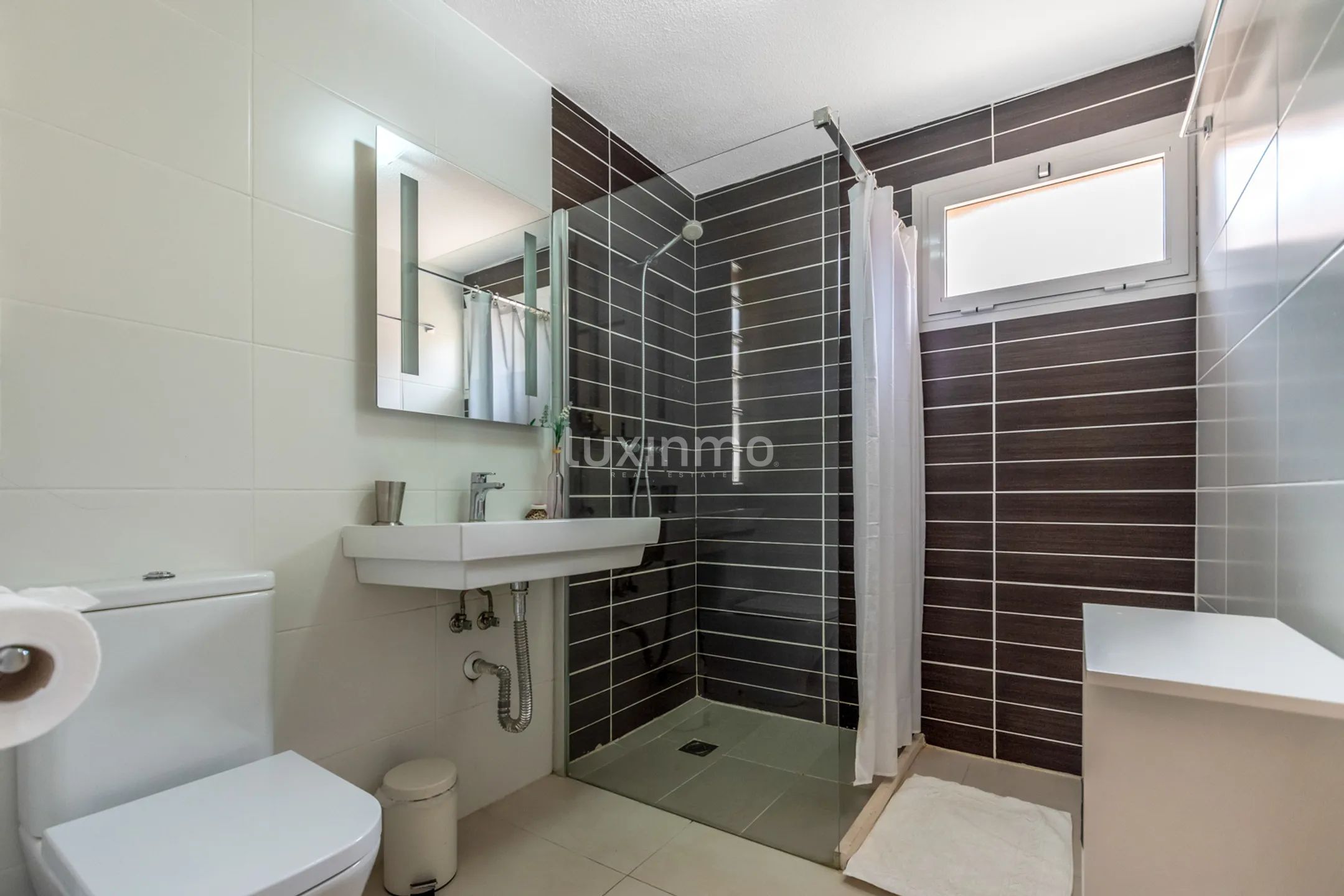 Preciosa villa con piscina y vistas panorámicas en venta en Albir — photo 18