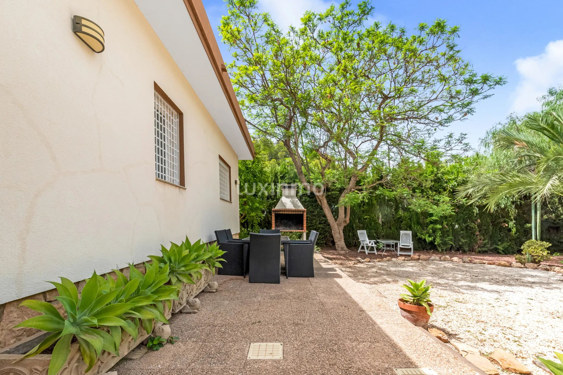 Preciosa villa con piscina y vistas panorámicas en venta en Albir — photo 8