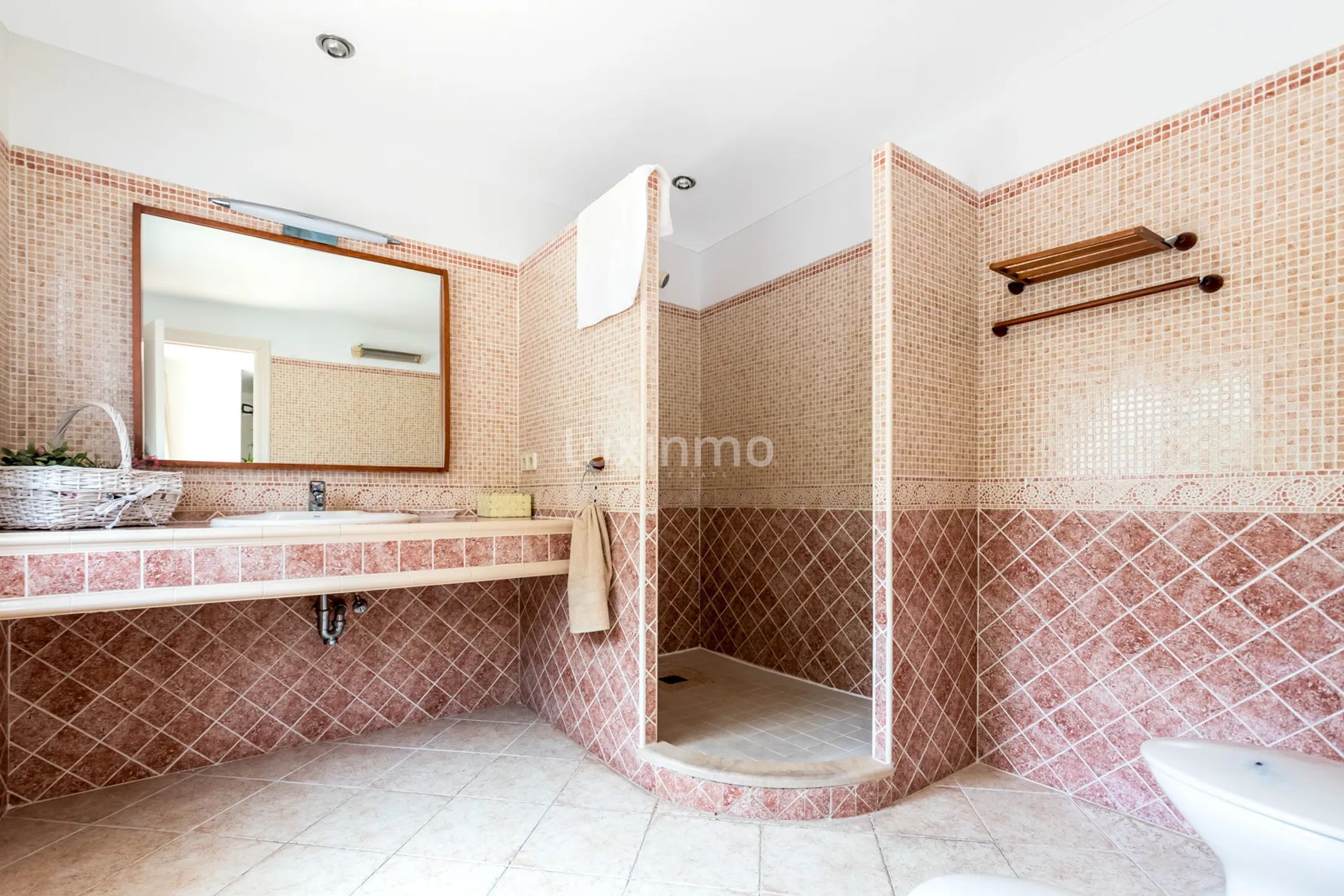 Preciosa villa con piscina y vistas panorámicas en venta en Albir — photo 16