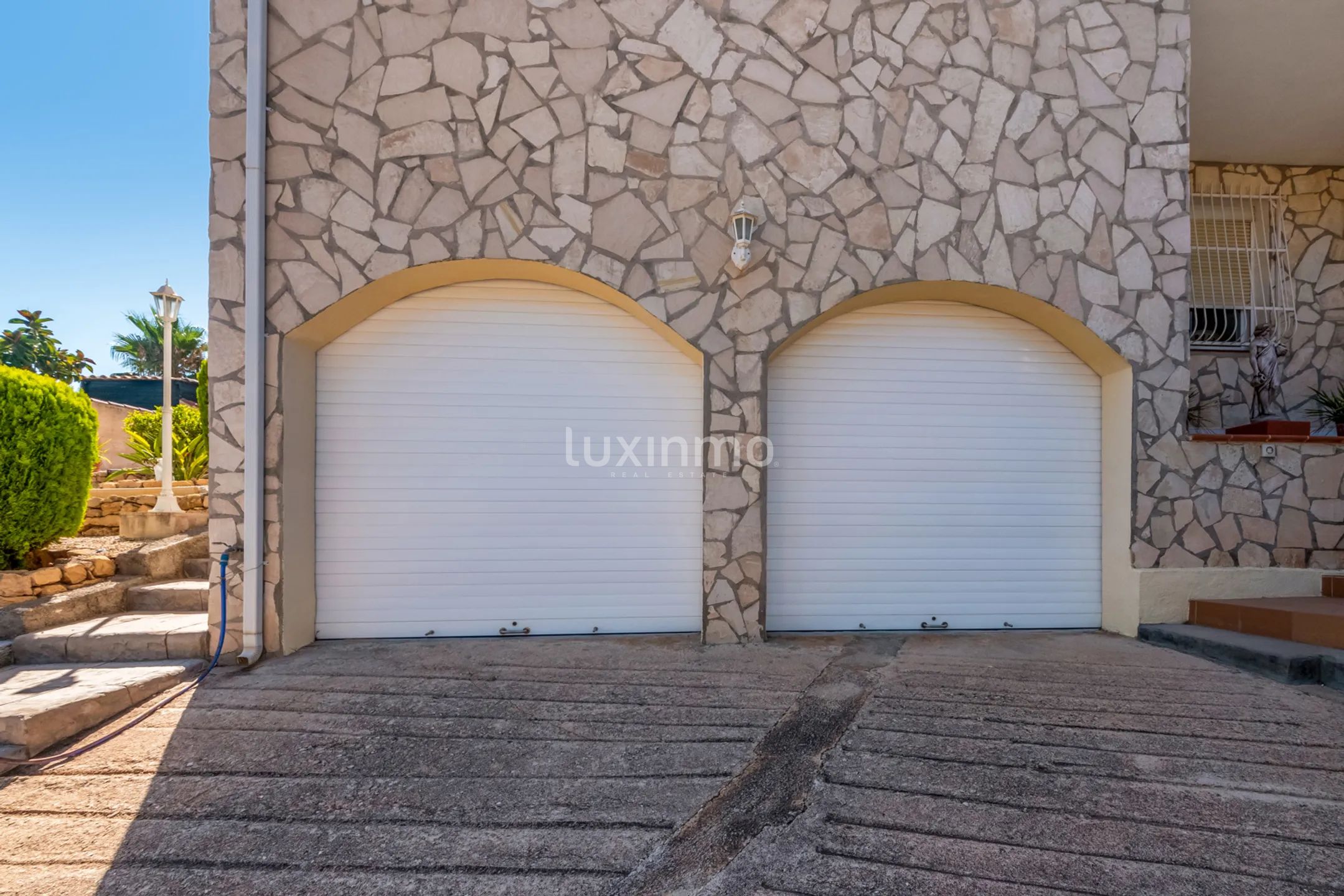 Красивая вилла с видом на море для продажи в Ла Нусия — photo 8