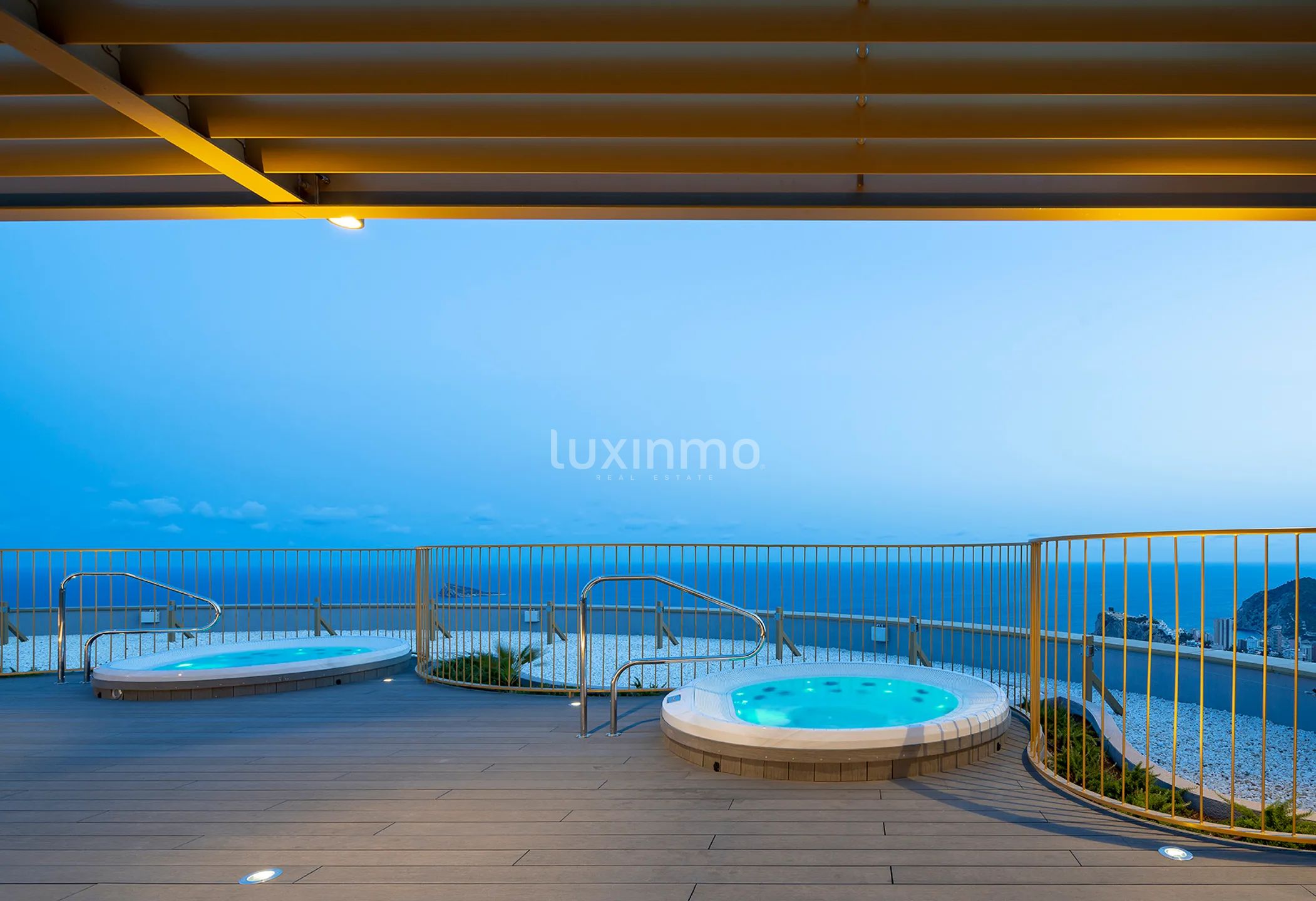 Buy apartment in Diamond of Intempo Benidorm — photo 30