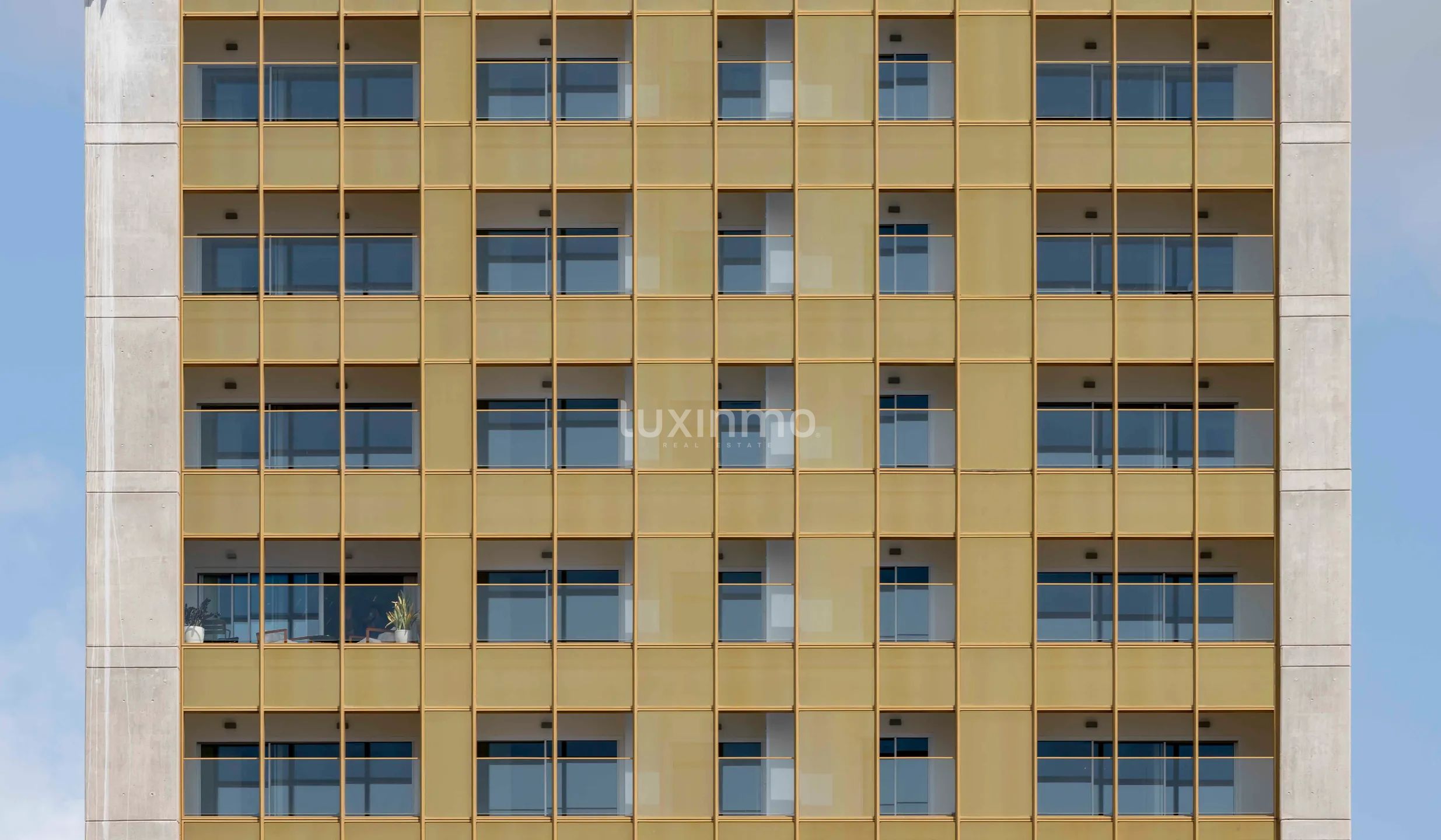Buy apartment in Diamond of Intempo Benidorm — photo 35