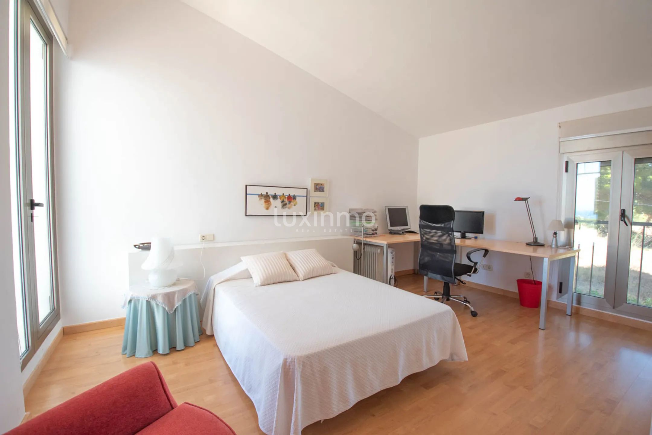 Villa with sea views in Javea — photo 25