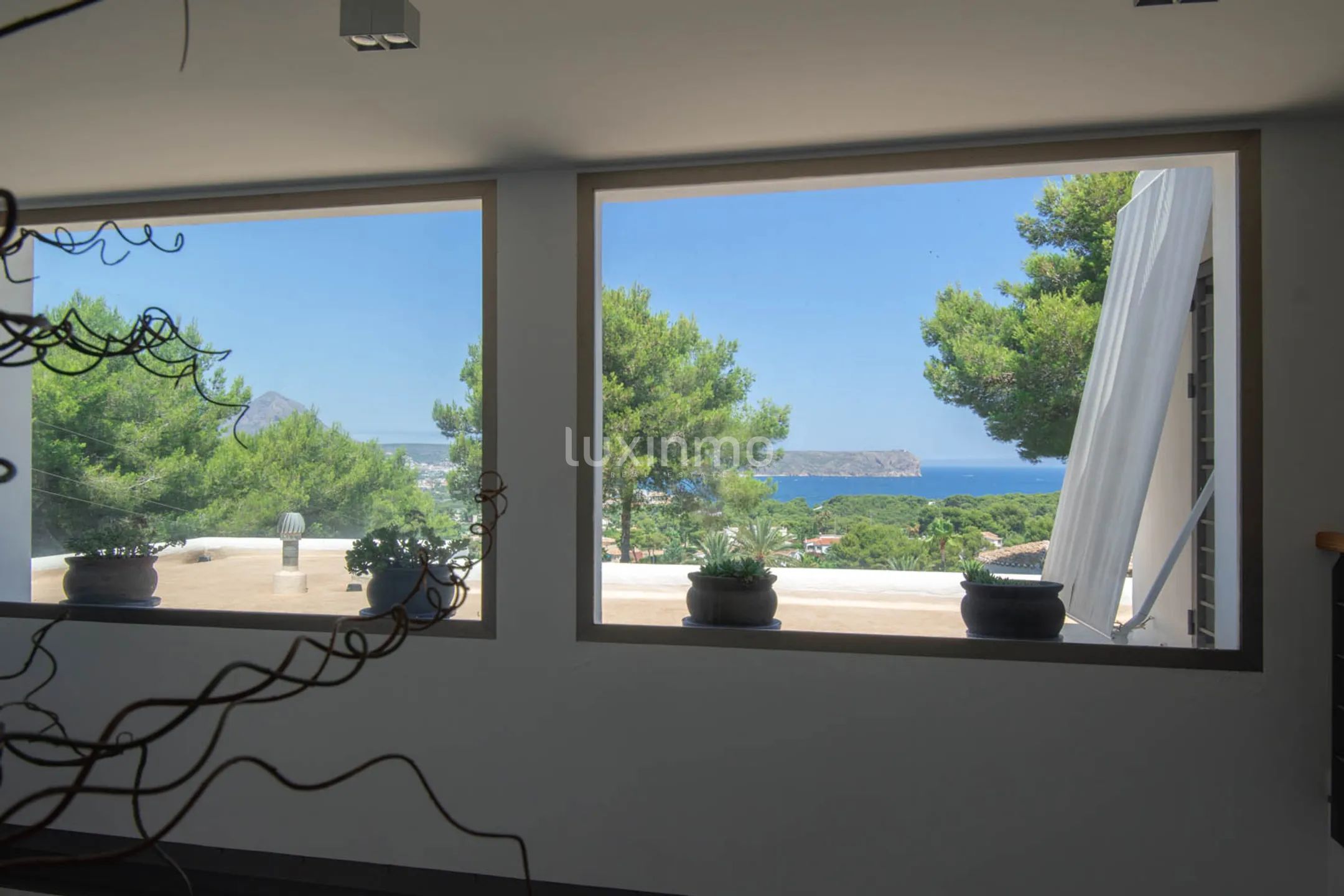 Villa with sea views in Javea — photo 35
