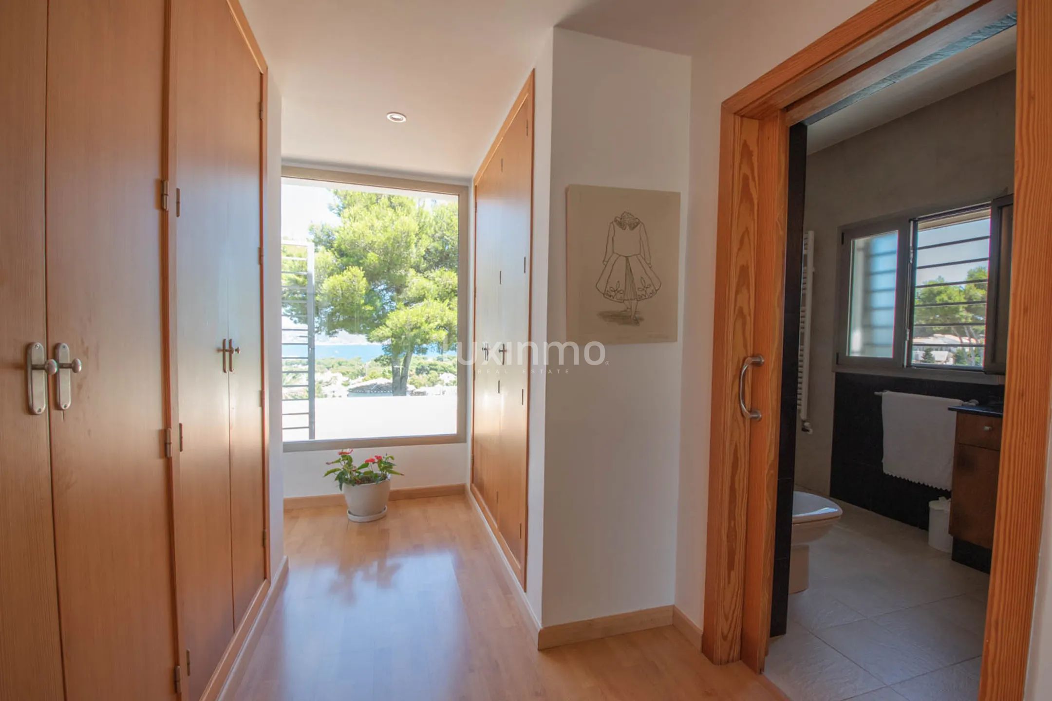 Villa with sea views in Javea — photo 28