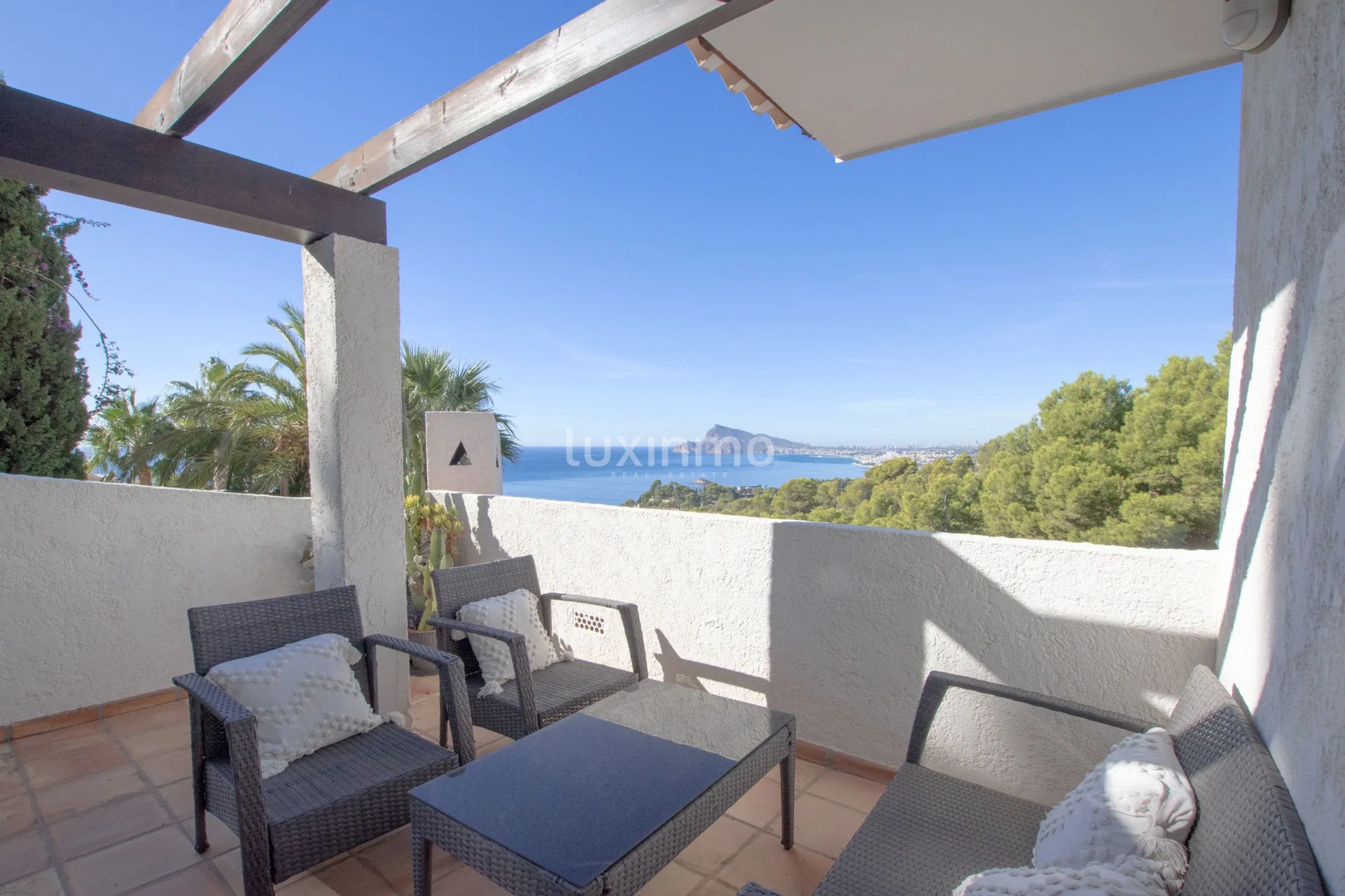 Long term rental villa with sea views in Altea Hills — photo 37