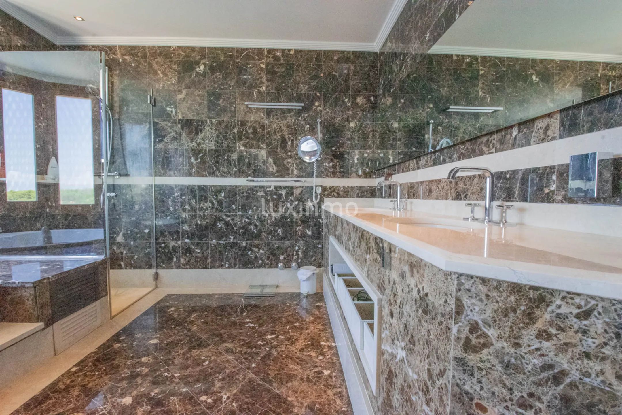 Luxurious mansion on the first sea line in Javea — photo 20