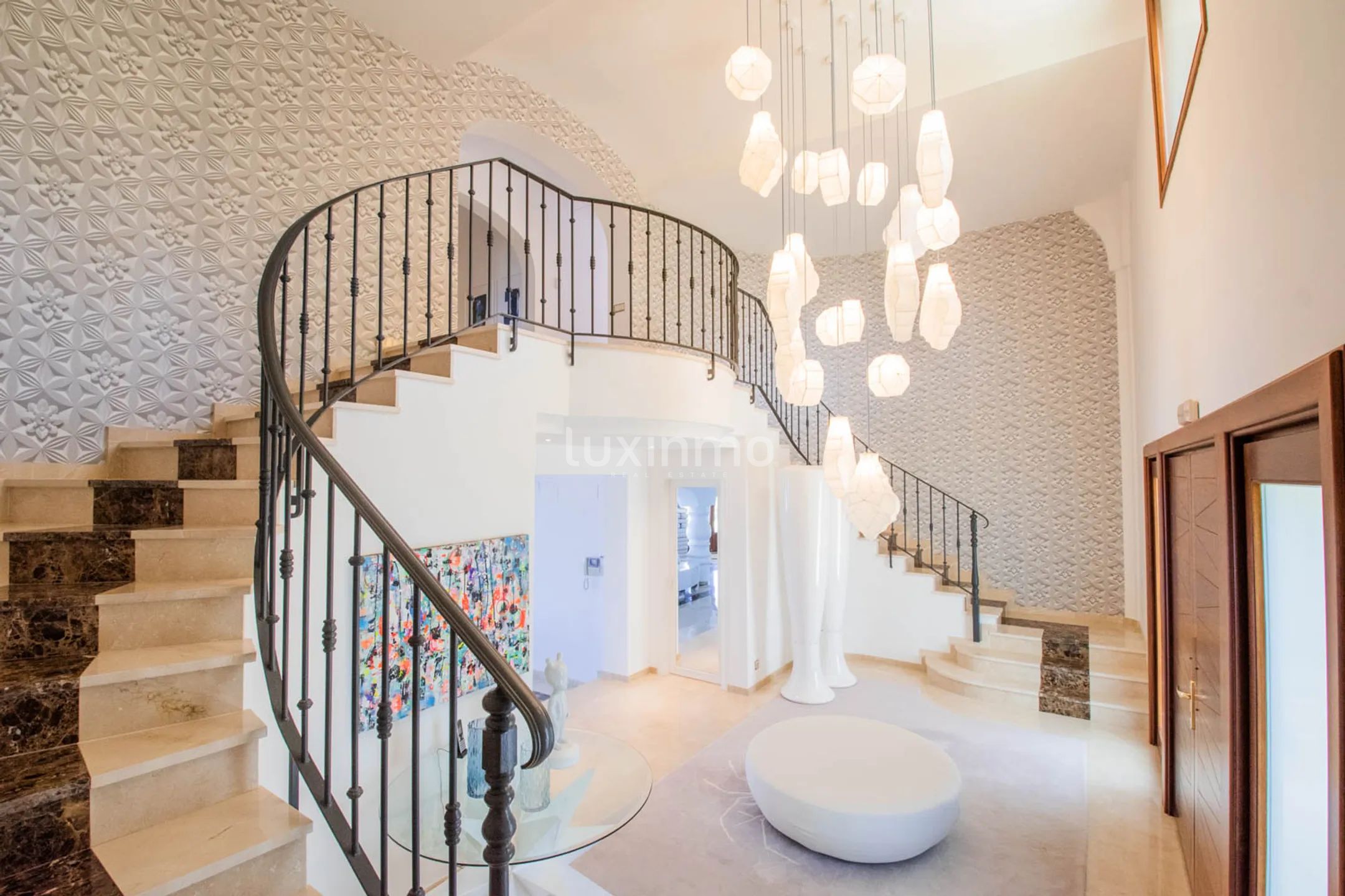 Luxurious mansion on the first sea line in Javea — photo 12