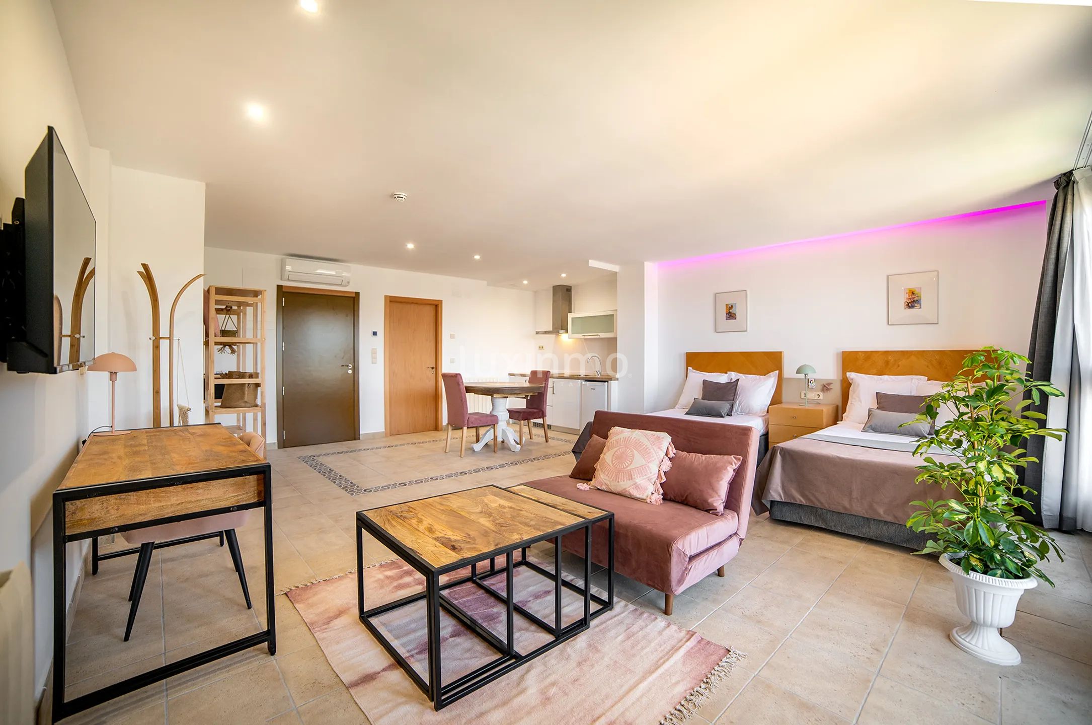 Luxury rural hotel with 20 rooms for sale in Quatretondeta — photo 23