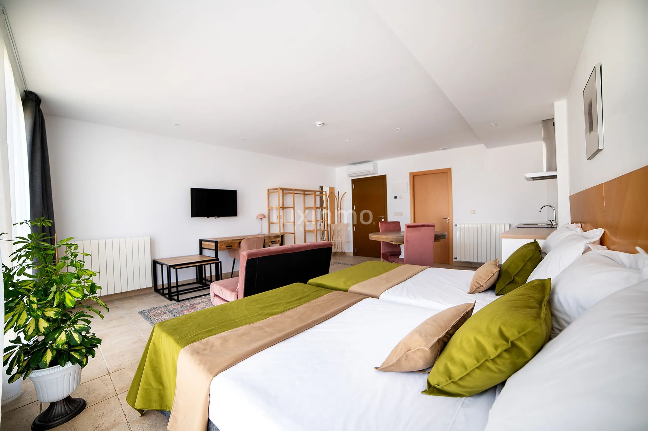 Luxury rural hotel with 20 rooms for sale in Quatretondeta — photo 26