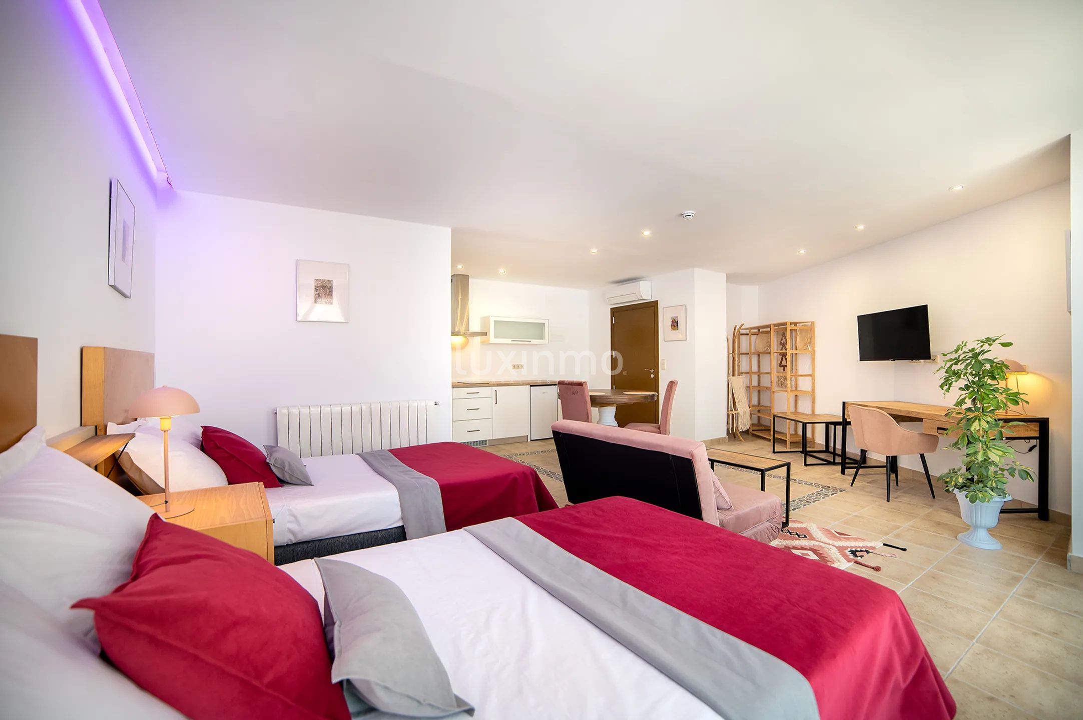 Luxury rural hotel with 20 rooms for sale in Quatretondeta — photo 19