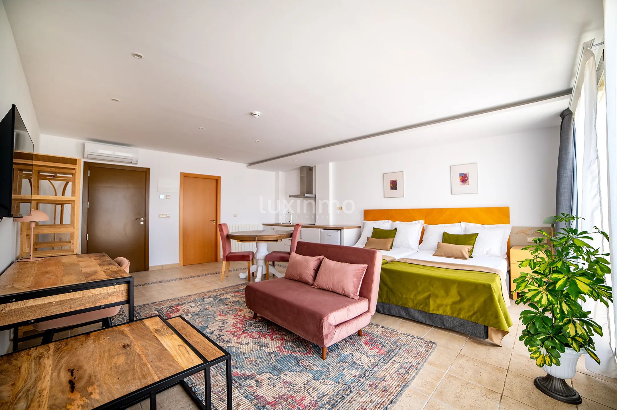 Luxury rural hotel with 20 rooms for sale in Quatretondeta — photo 36