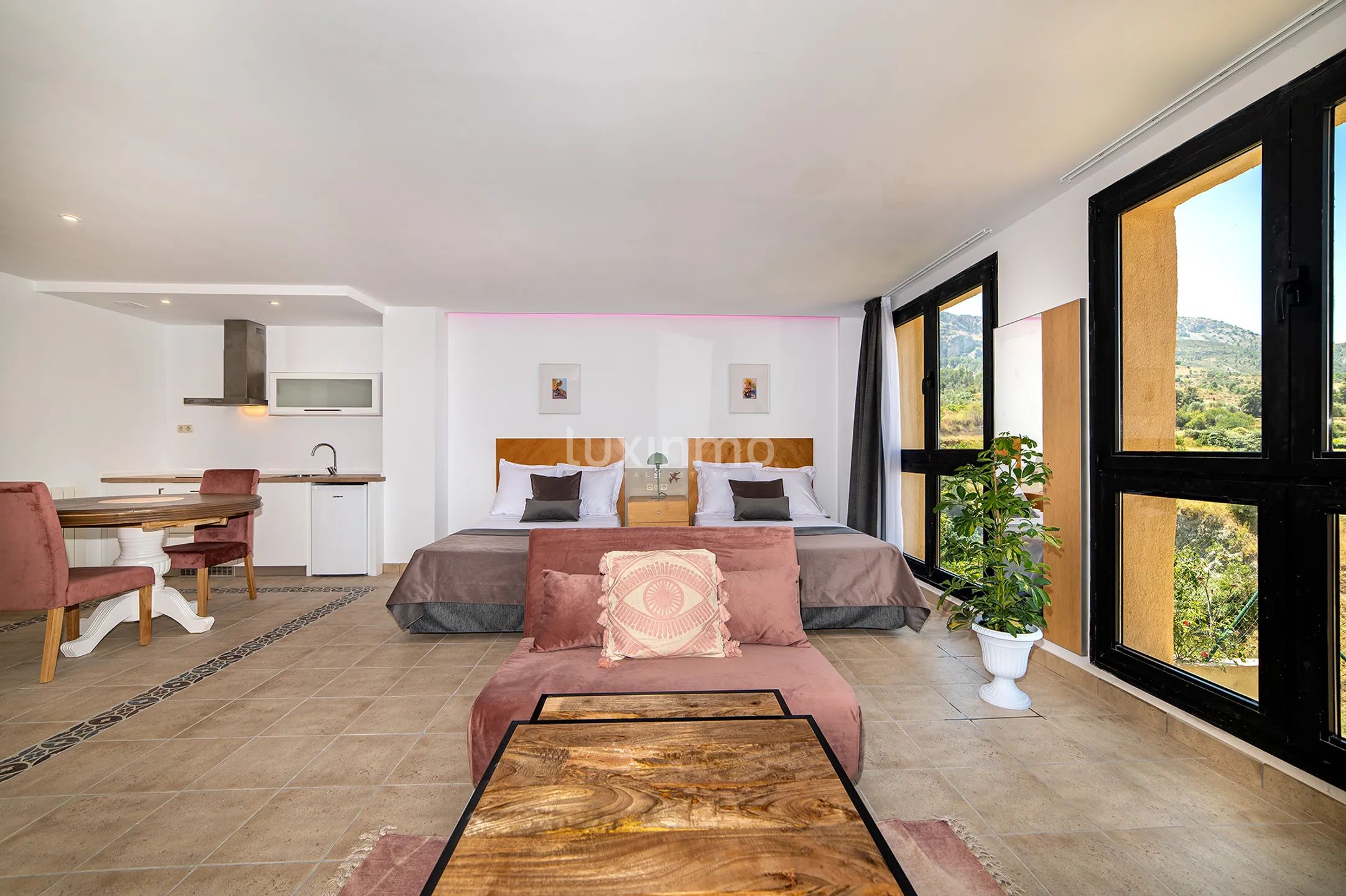 Luxury rural hotel with 20 rooms for sale in Quatretondeta — photo 31