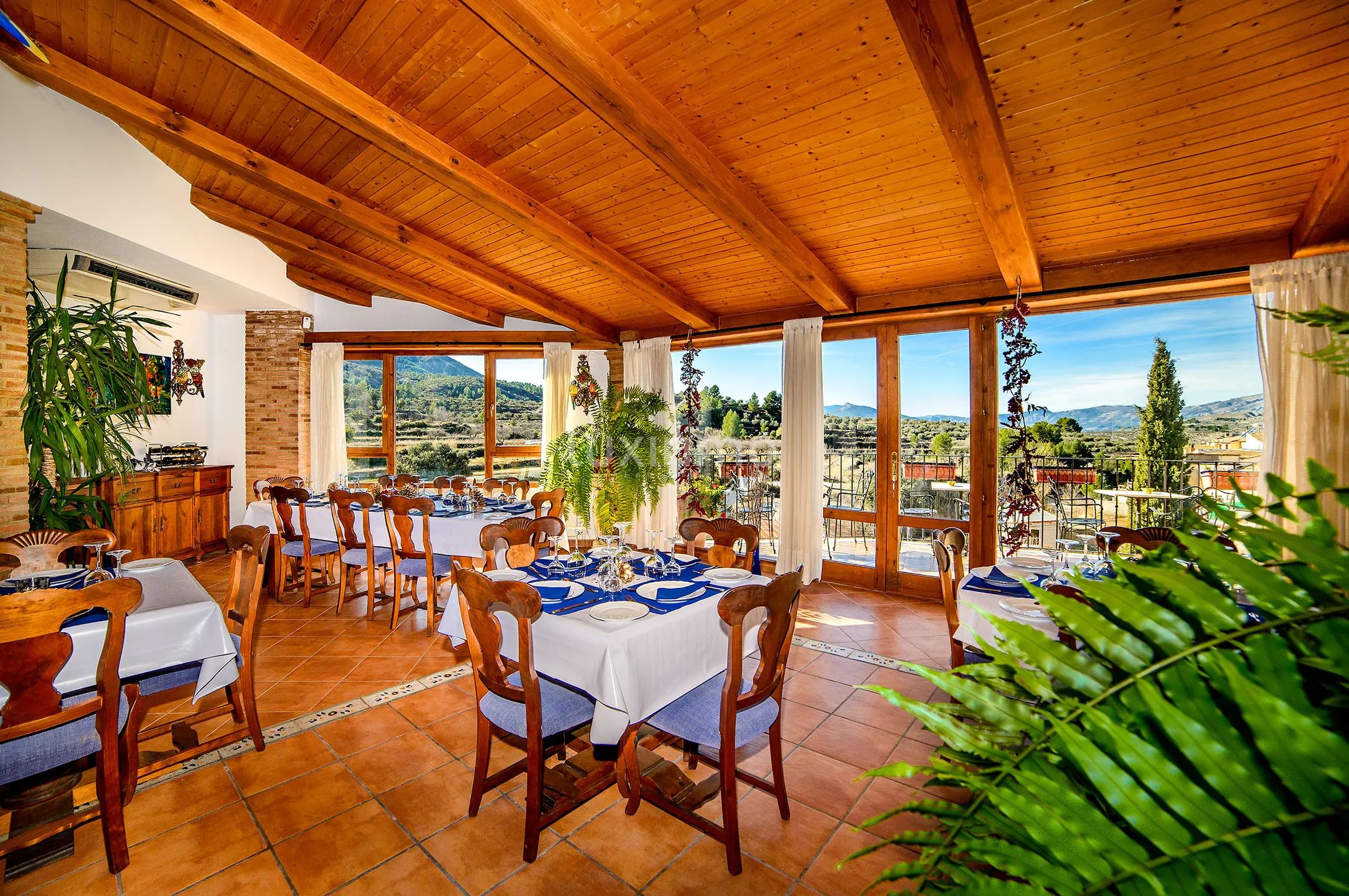 Luxury rural hotel with 20 rooms for sale in Quatretondeta — photo 7