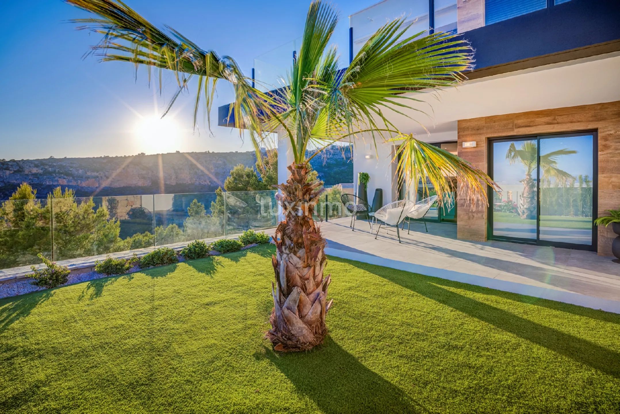 Modern Bungalow w Cumbre del Sol — photo 10