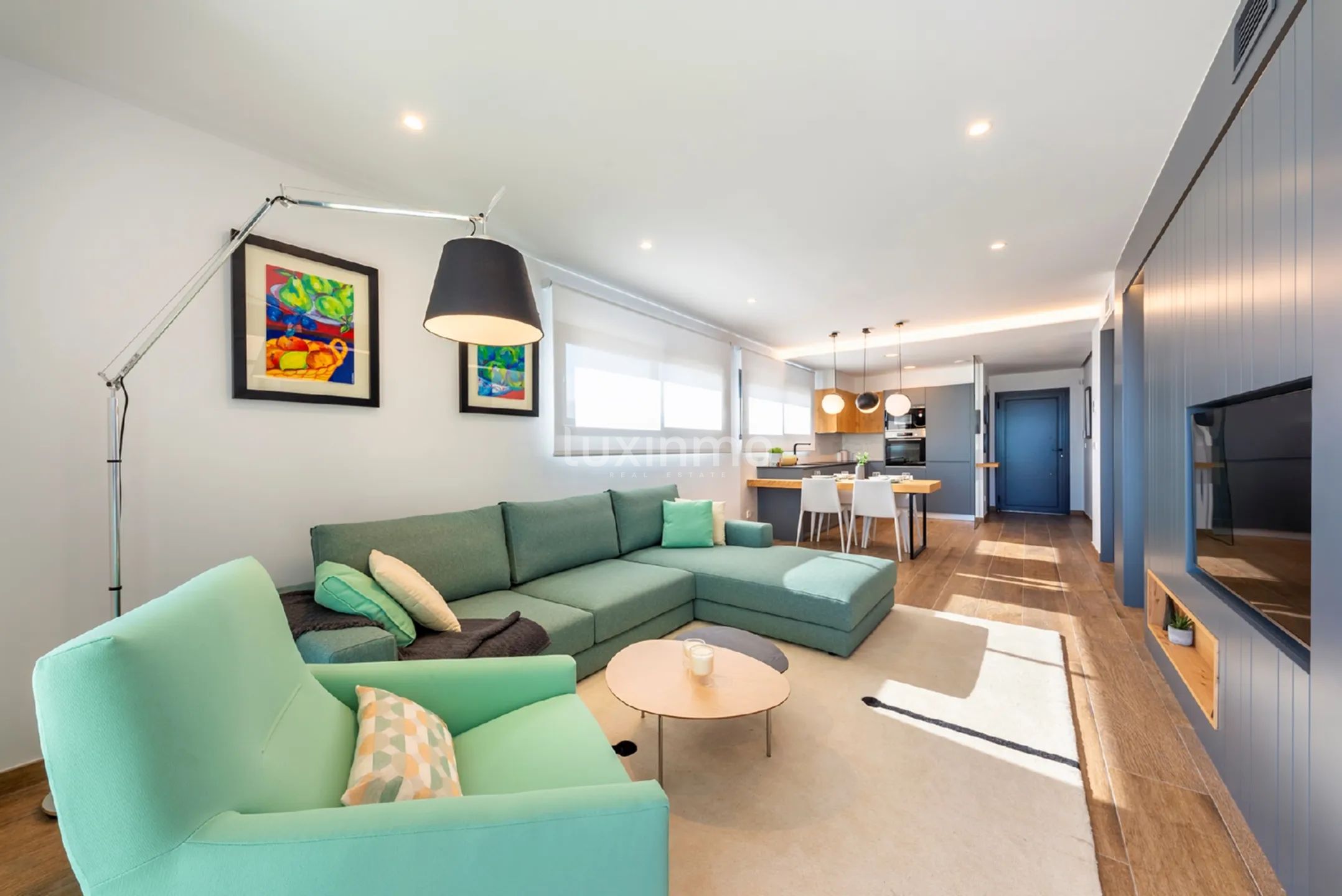 Nowo wybudowane mieszkanie z nowoczesnym designem i wszystkimi usługami — photo 6